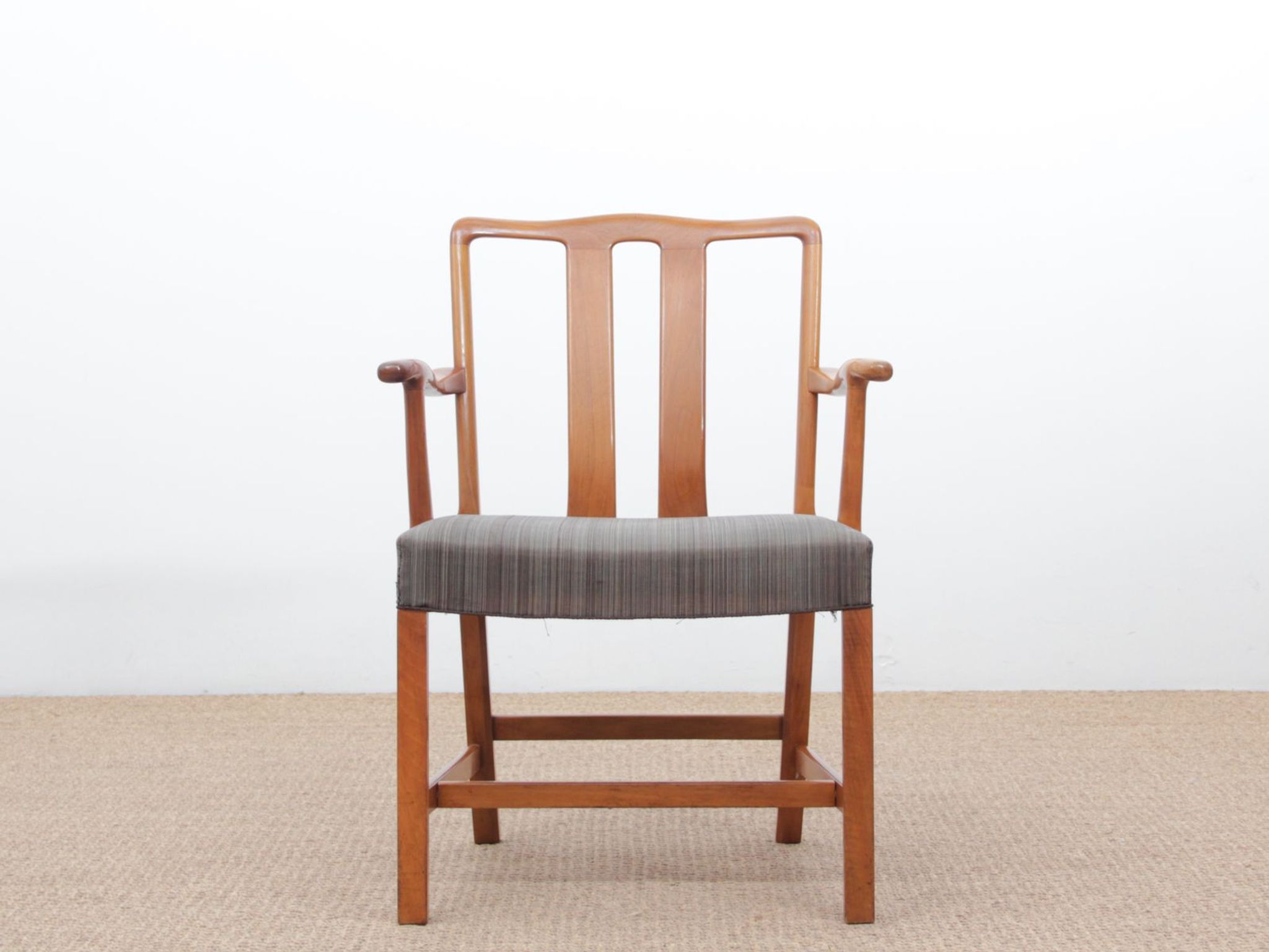 Fauteuils scandinaves FH43 par Ole Wanscher pour Fritz Hansen 1943