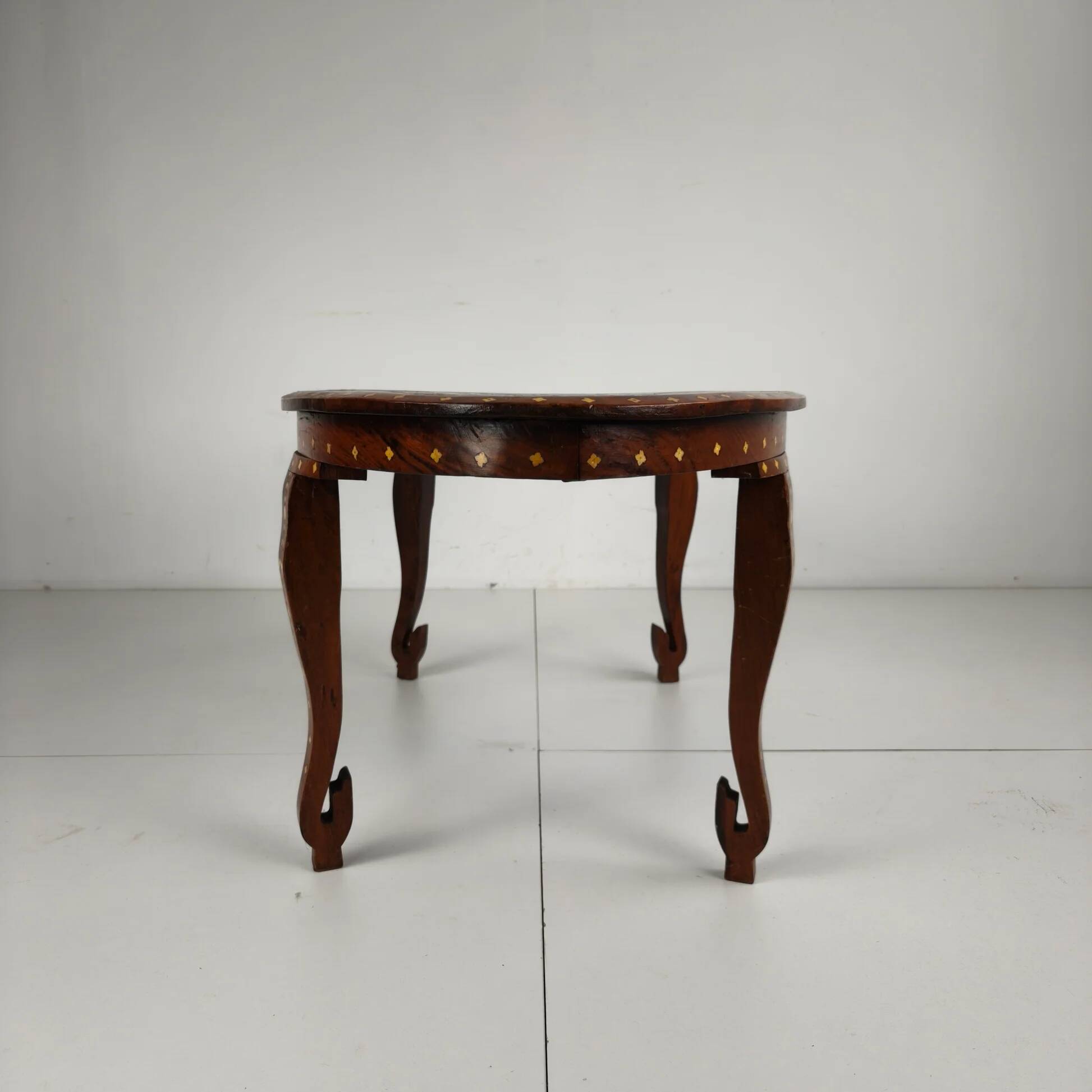 20th century Anglo-Indian inlaid bone coffee table