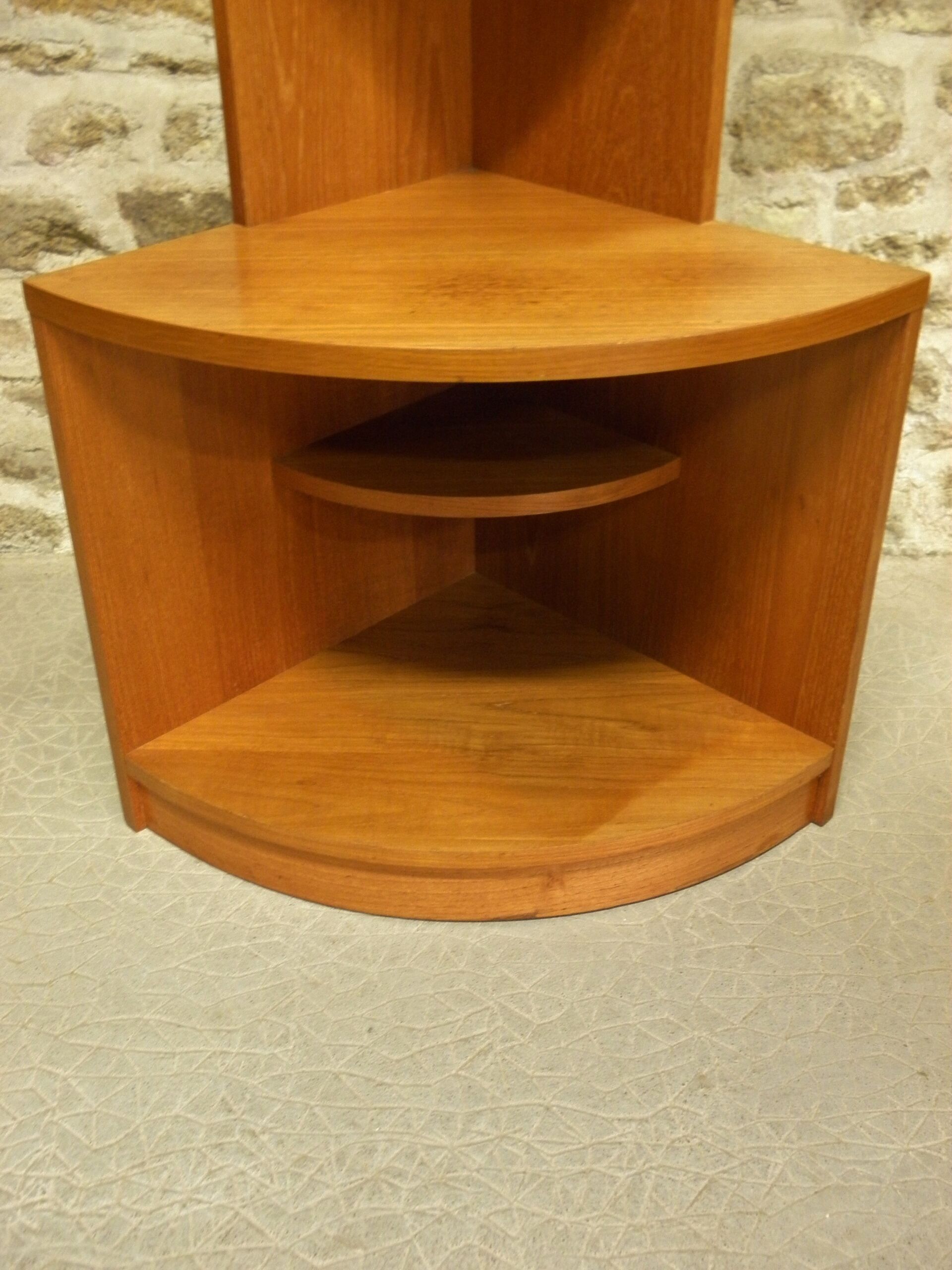 Corner - 70s teak corner shelf