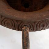 Cast iron Medici vase on base