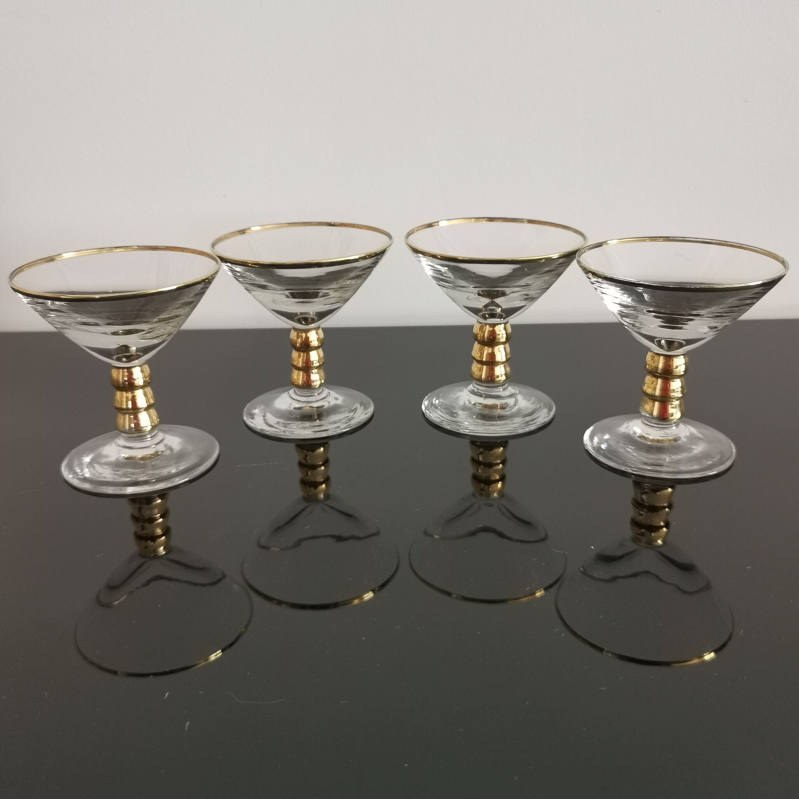 Vintage cocktail glasses/liqueurs