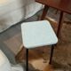 Tabouret Formica bleu