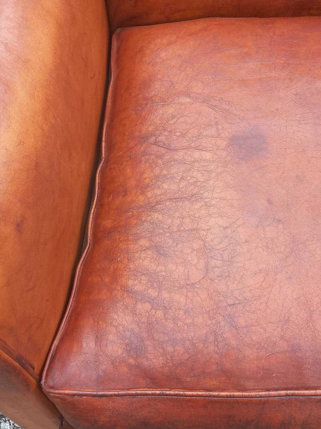 Art deco leather club chair from the 1930s