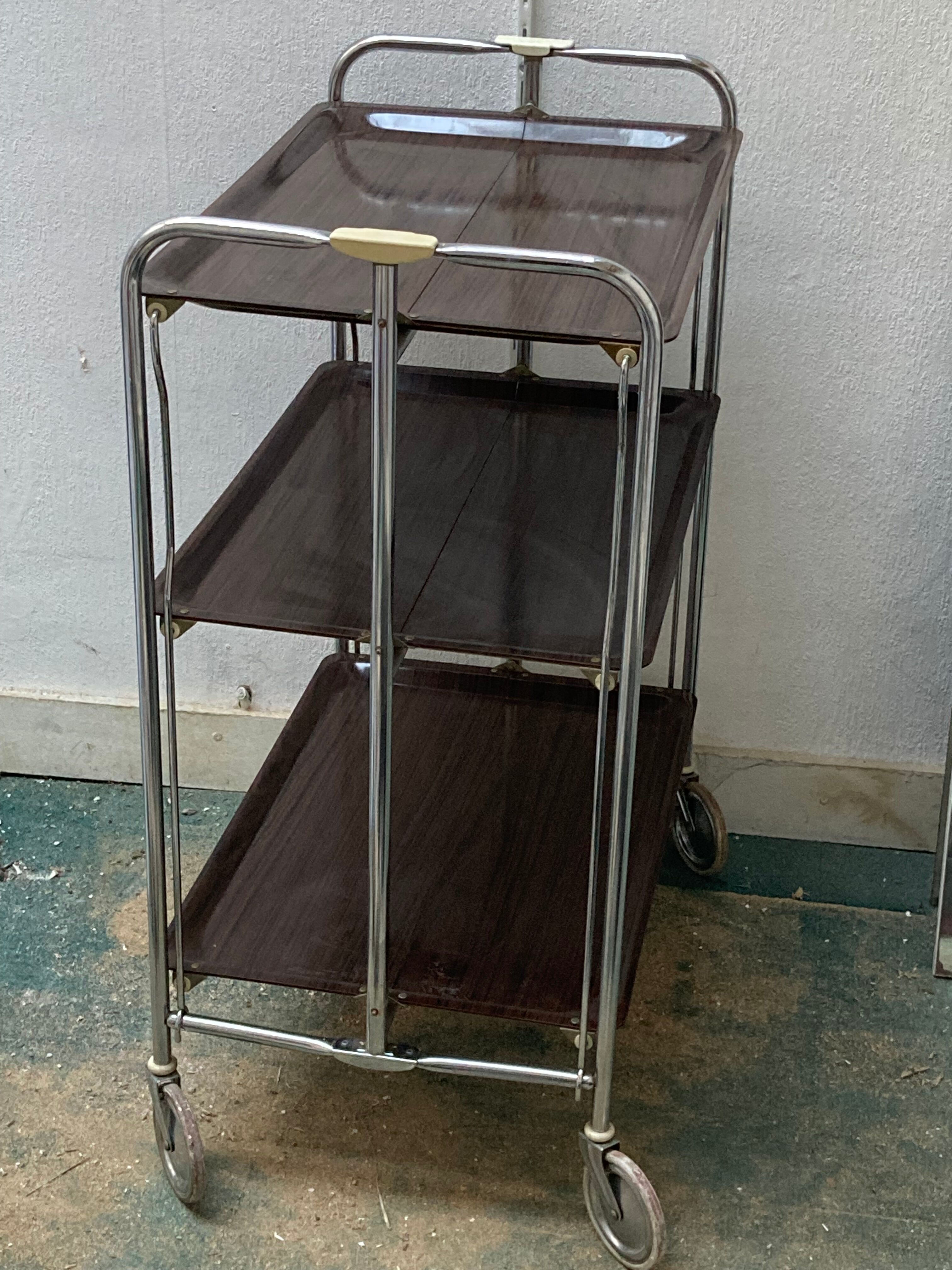 Seventies foldable rolling table