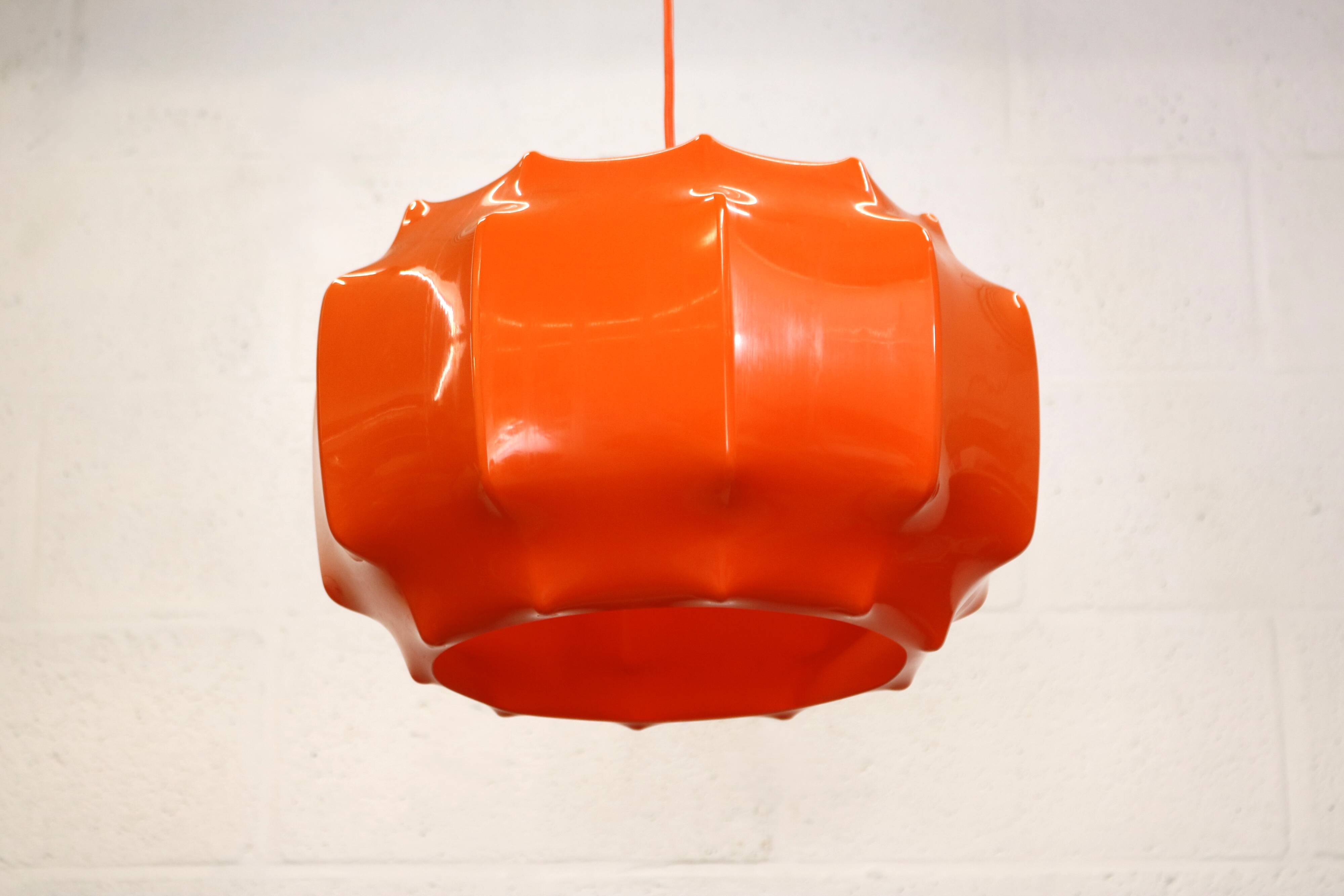 Space age cocoon pendant lamp*** Ilka Plast Waldrode *** German design