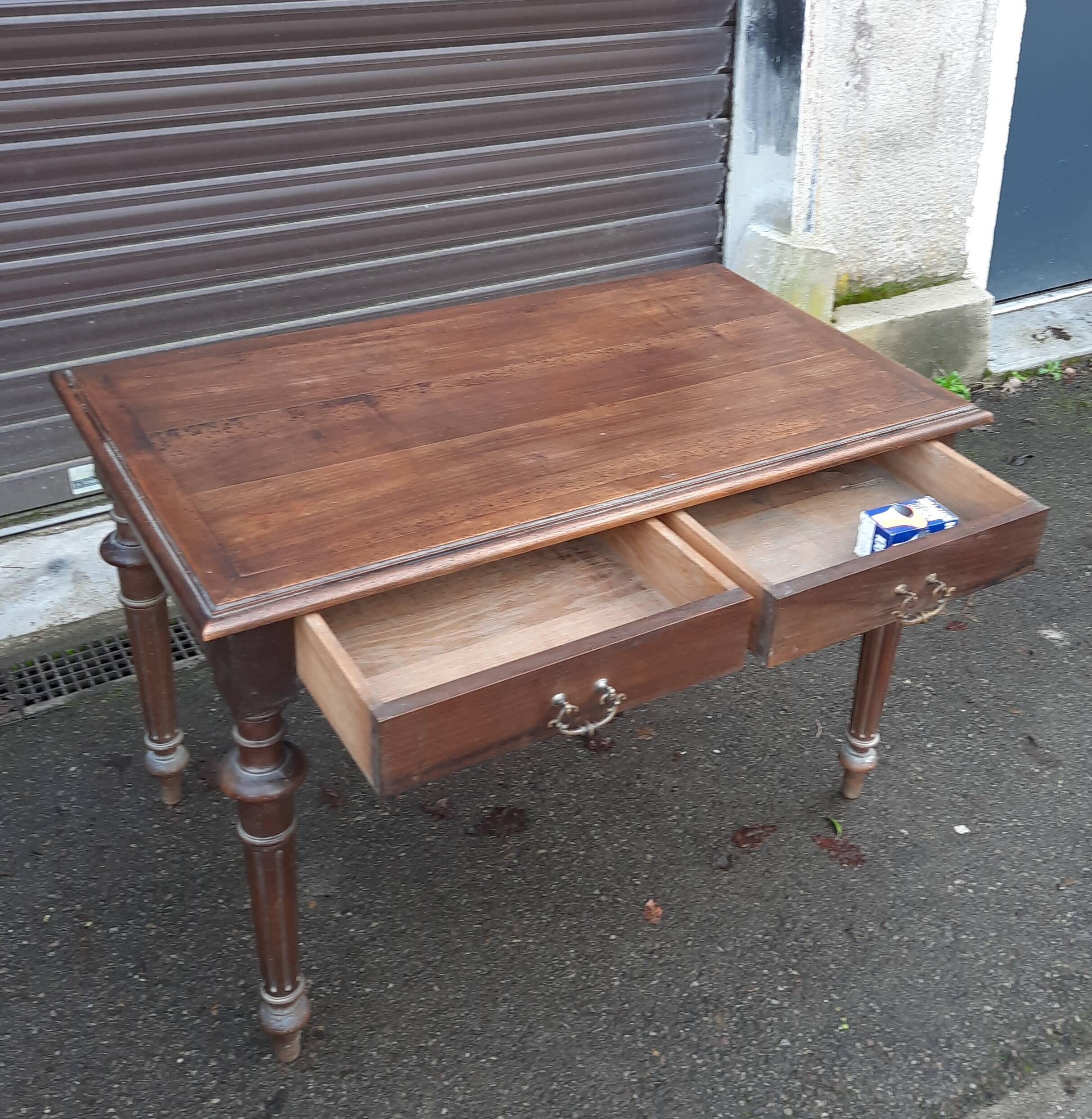 Solid walnut flat desk