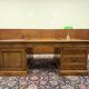 Grand bureau Eichholtz Partnerdesk en anglais