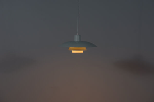 Suspension ph4 du milieu du siècle par poul henningsen, années 1960