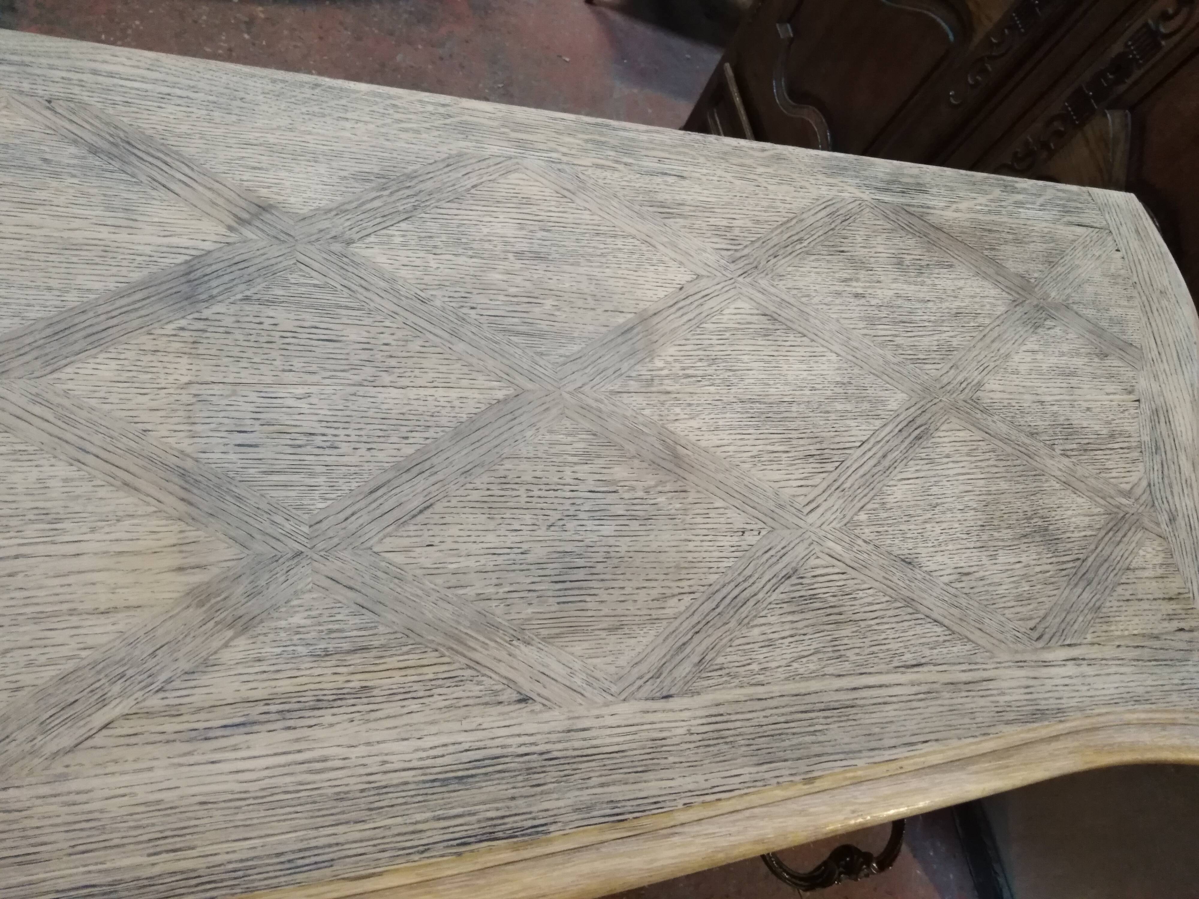 Curved buffet, sculpted Provençal style