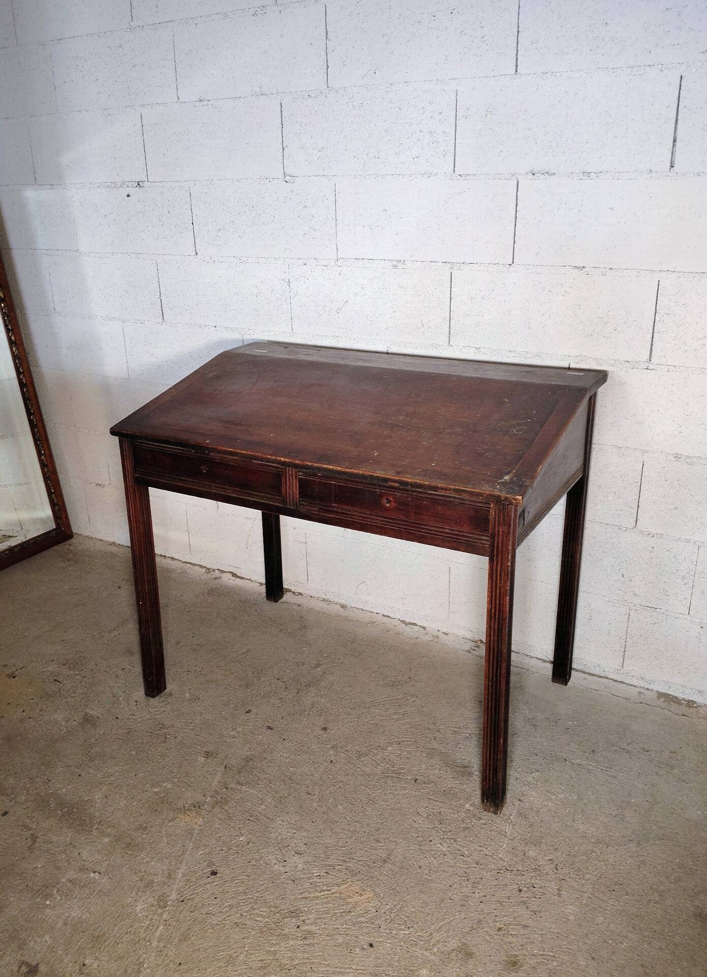 Antique Writing Desk in Solid Wood Louis XVI Style