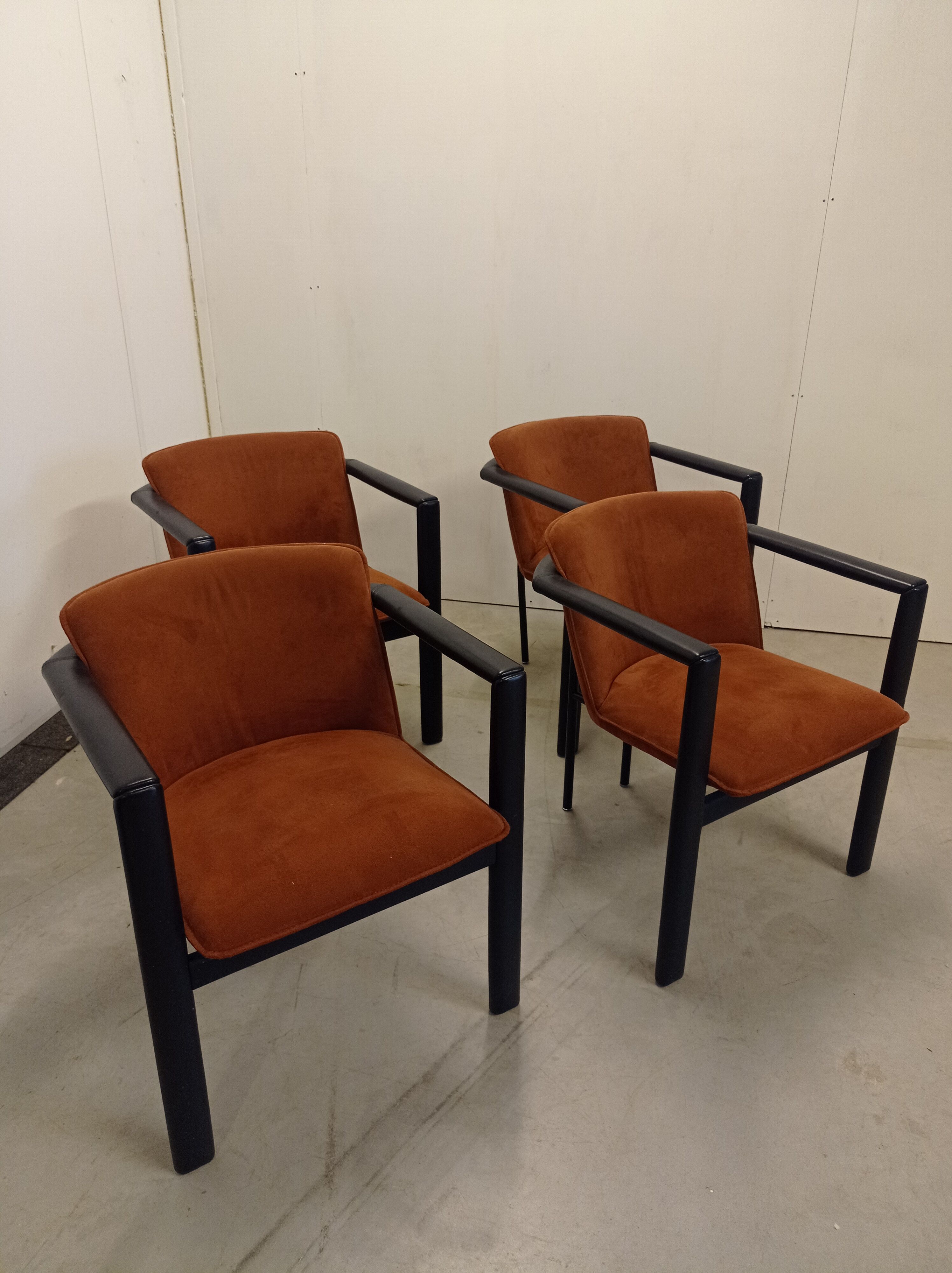 Leolux Hugo de Ruiter Cachucha set of 4 chairs