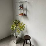 Abstracta Poul Cadovious wall shelf