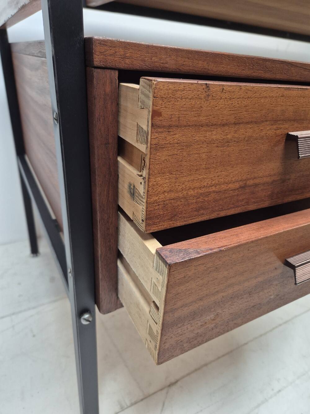 Desk 1950, provenance from the Jean Zay university residence in Antony (Paris)