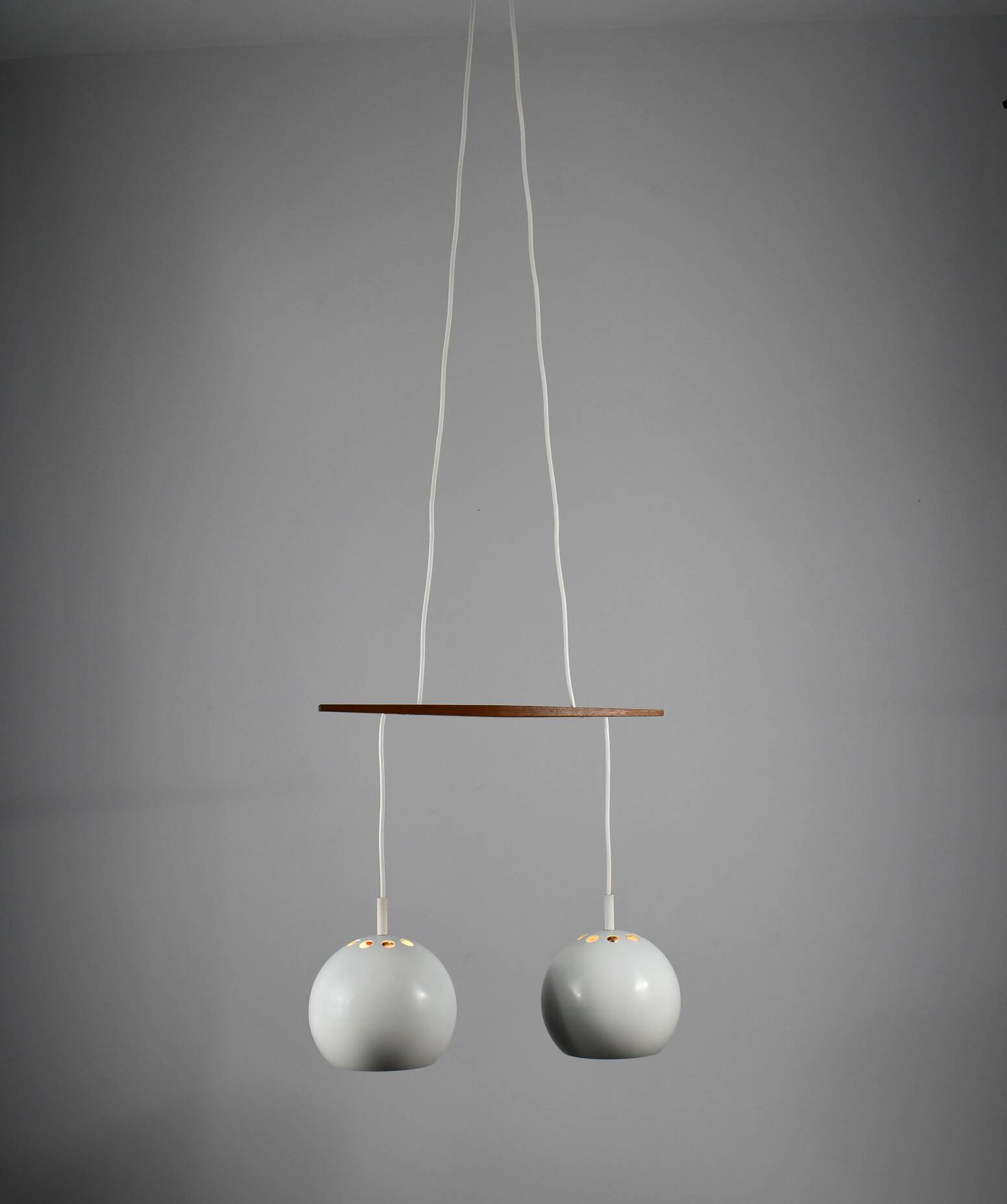 Lampe suspendue, design danois, années 1960. Benny Frandsen