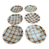Set of 6 vintage deep plates Moulin des Loups – Checkered pattern