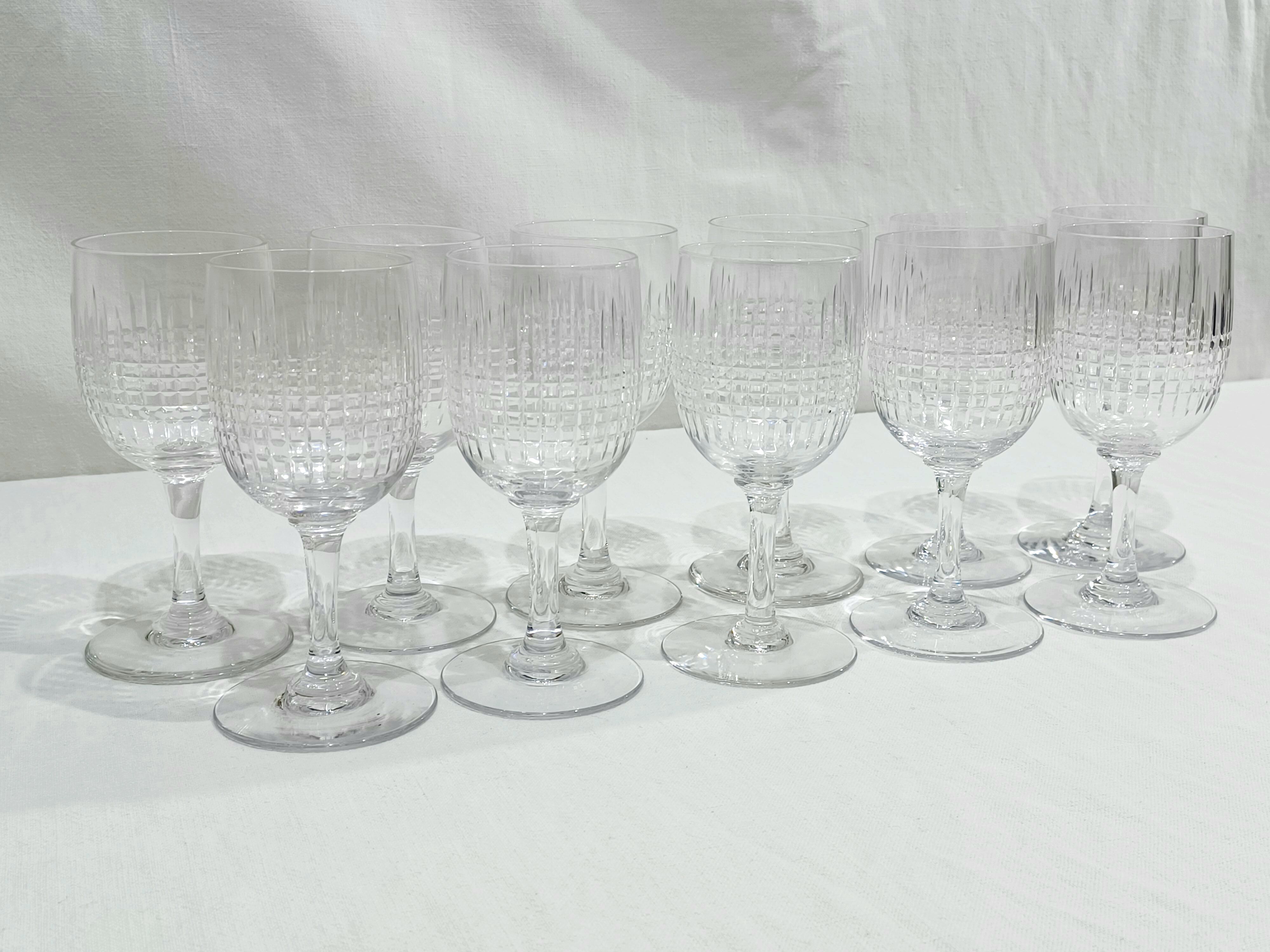 Baccarat – 11 glasses of white wine Nancy
