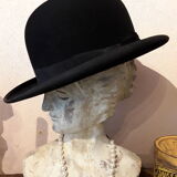 Bowler