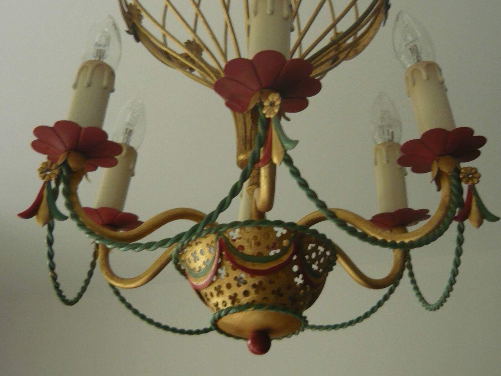 6-light gold-painted metal hot air balloon chandelier