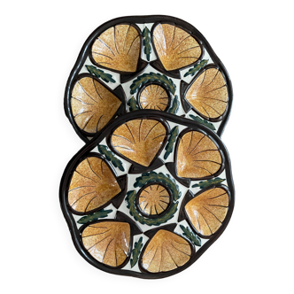 Two vintage Saint-Jean de Bretagne earthenware oyster plates, Quimper hand-painted pattern
