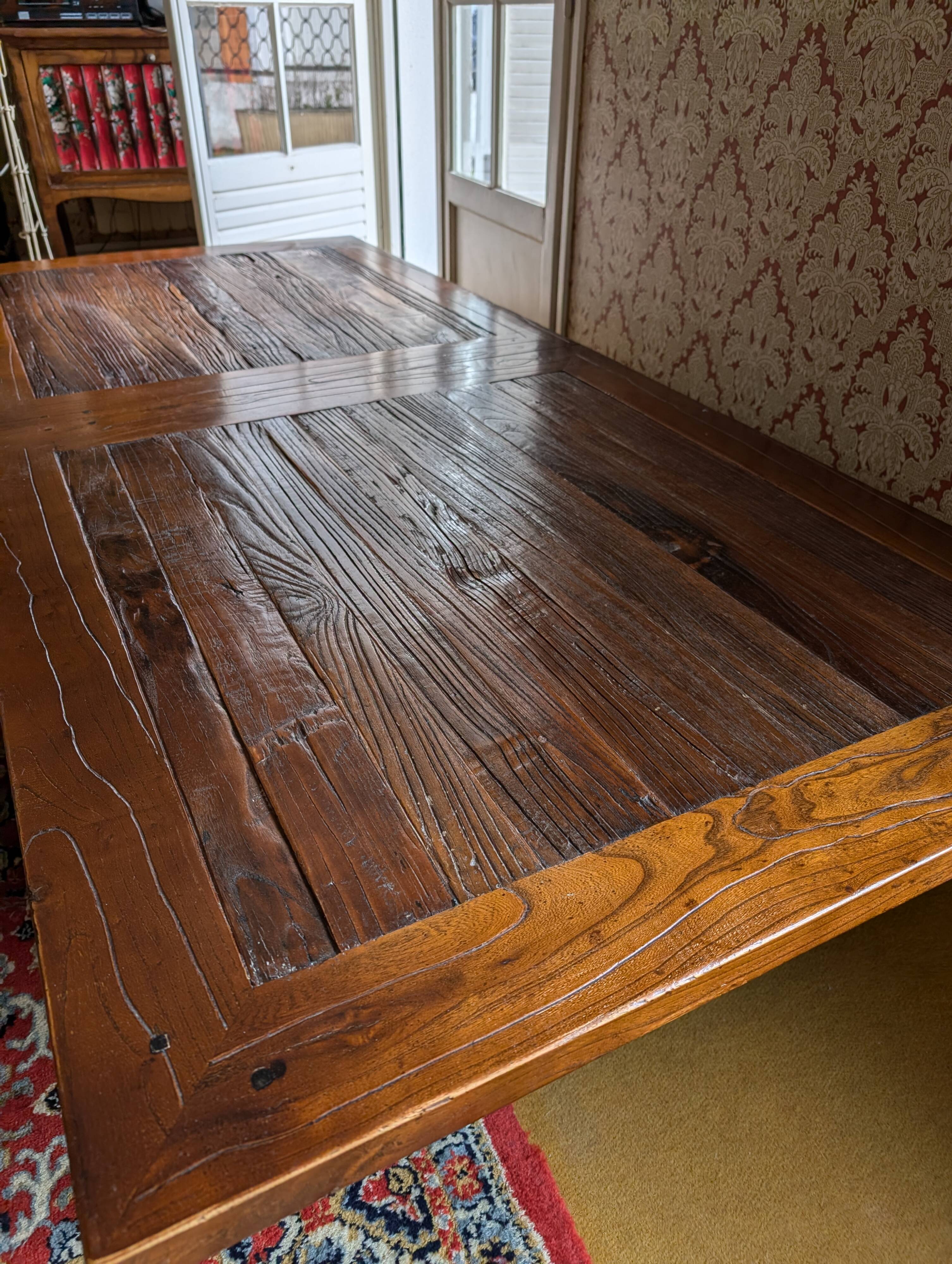Large coffee table in solid wood