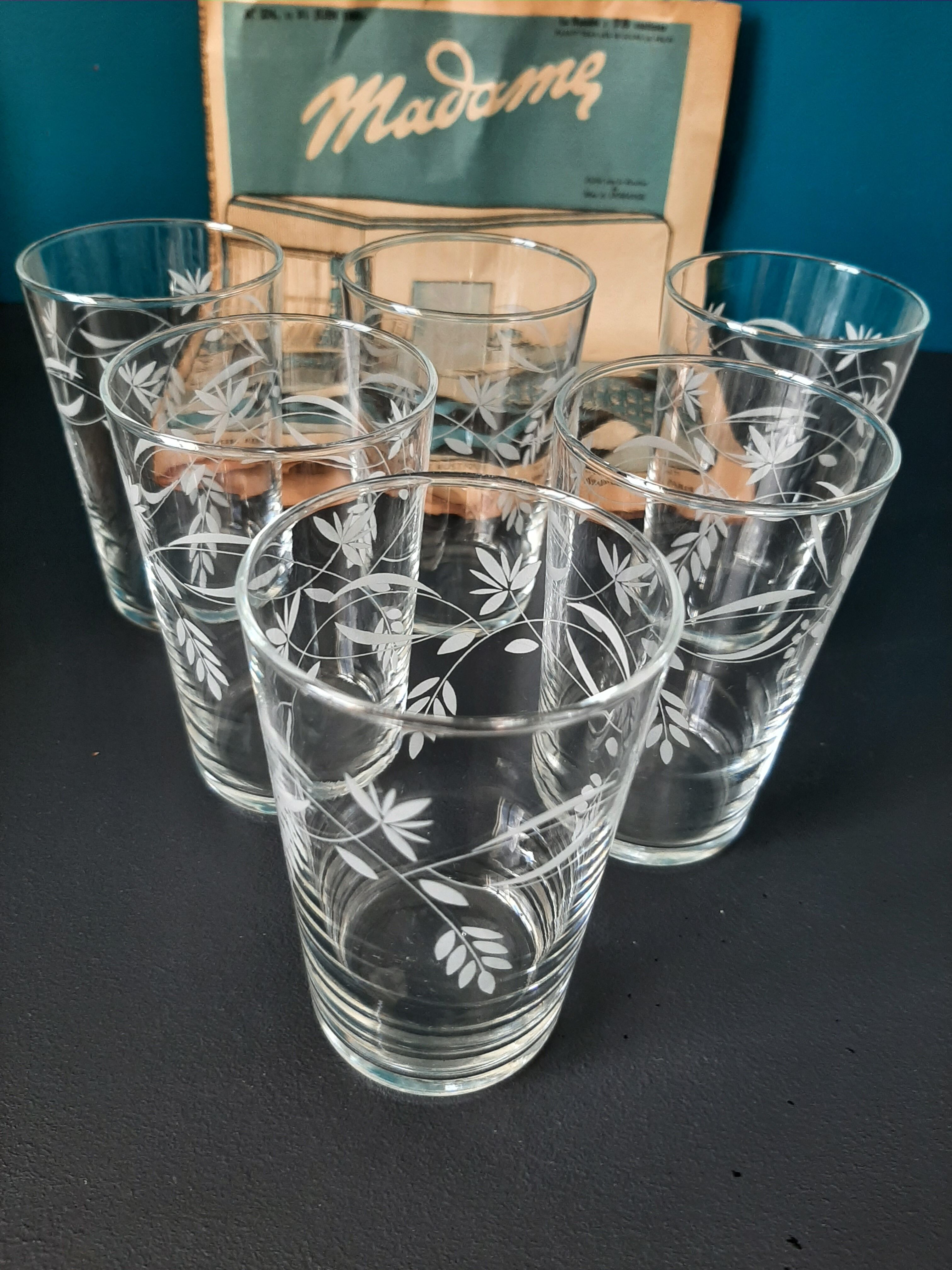 6 antique table glasses