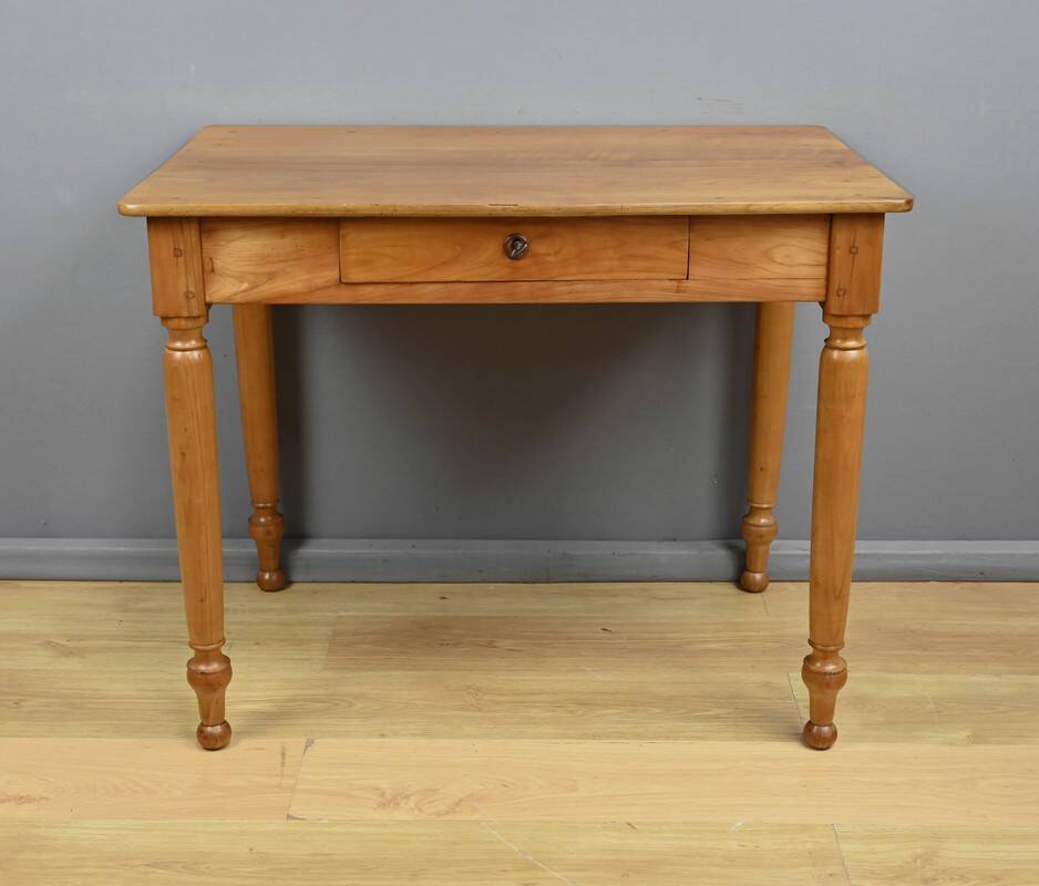 Small cherrywood desk, Louis-Philippe style – Late 19th century