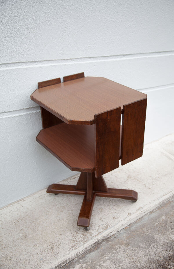 Meuble bois à roulettes vintage, meuble formica, bout de canapé