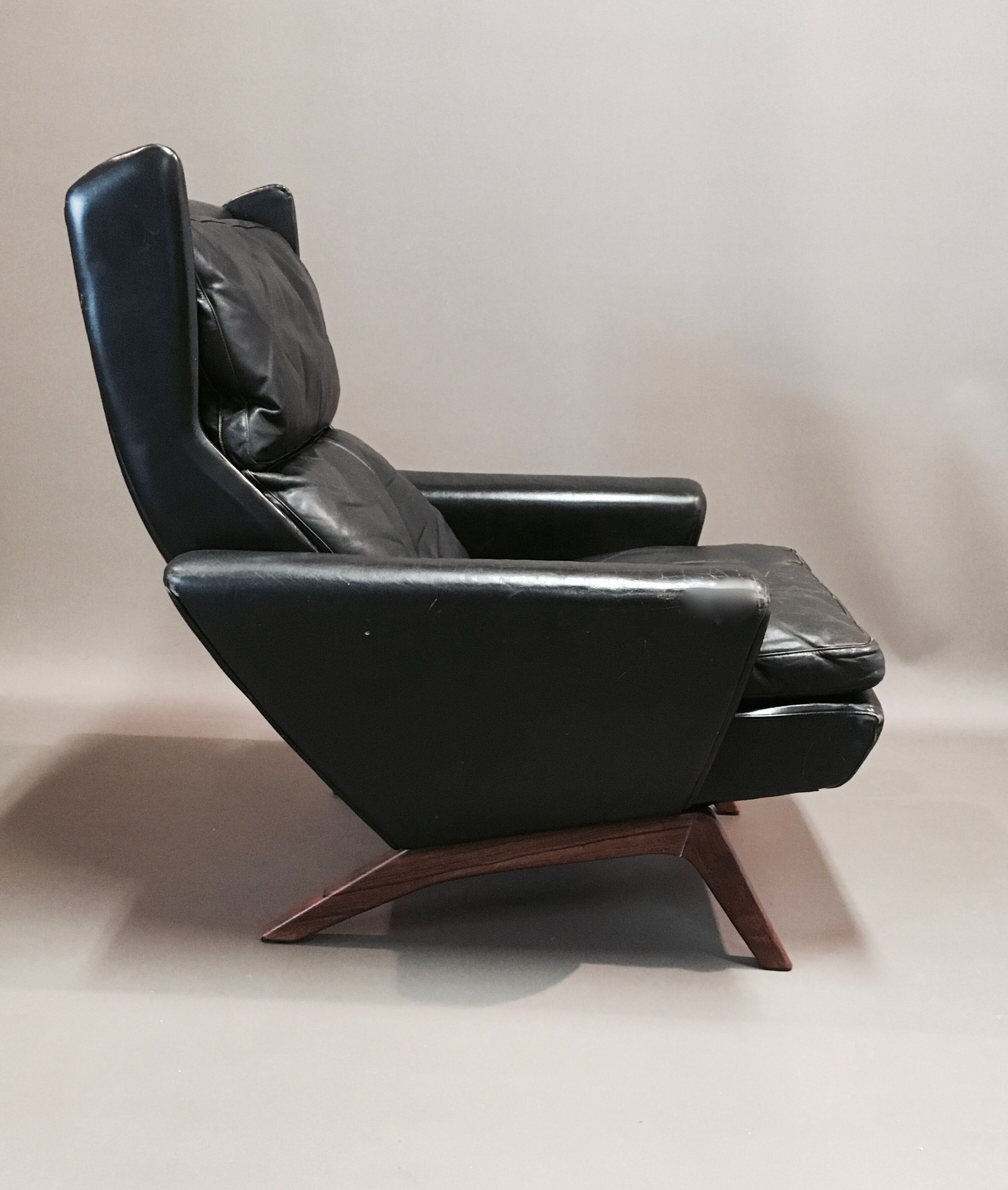 Rosewood armchair and black leather scandinavian 1950
