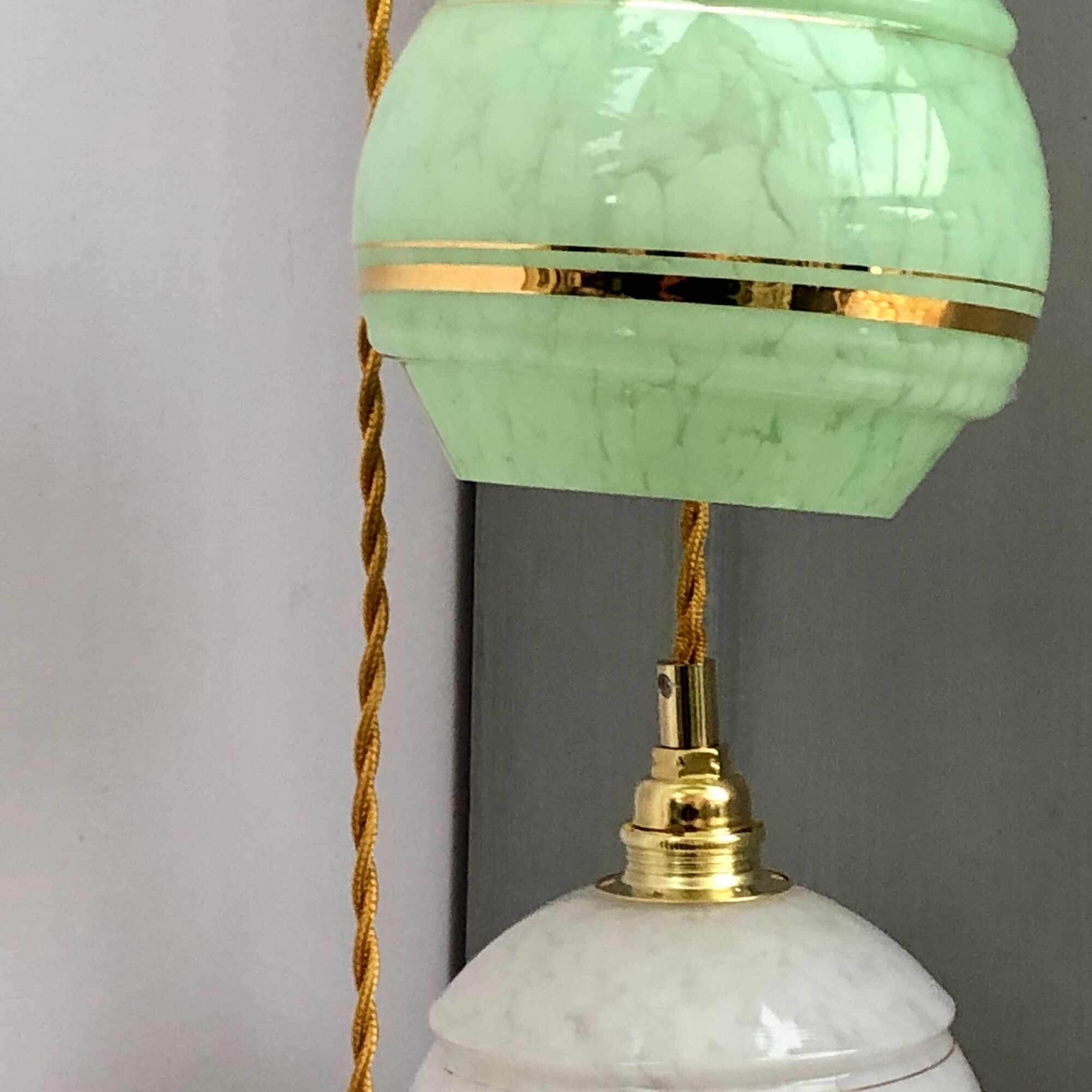 Suspension cascade three lights vintage globes in clichy glass pink white and green