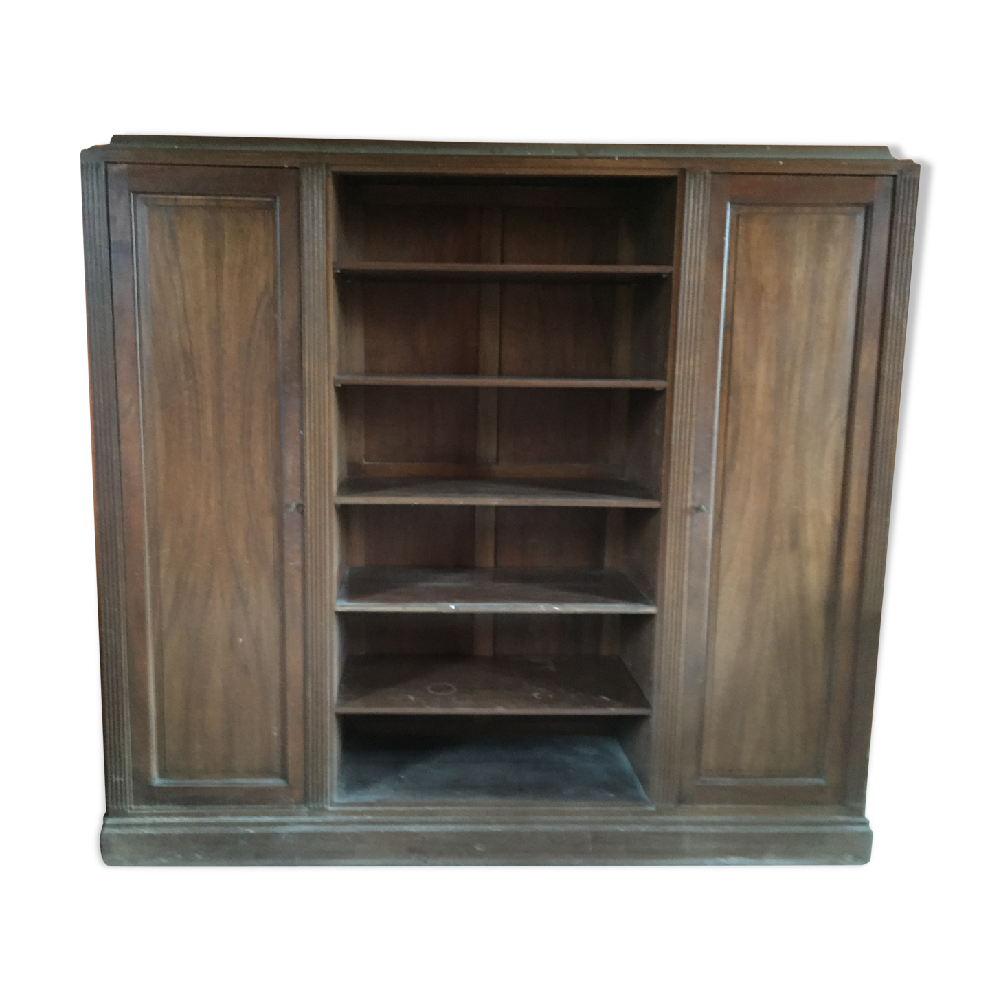 storage cabinet,