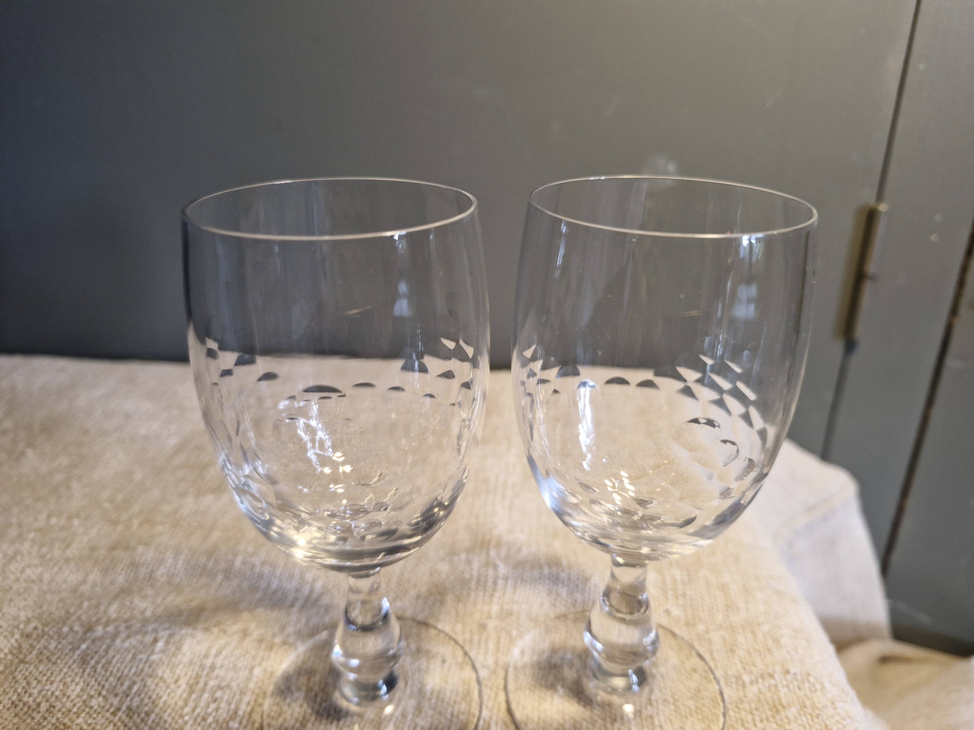 2 antique Baccarat crystal wine glasses, scales model, 1920s/30s