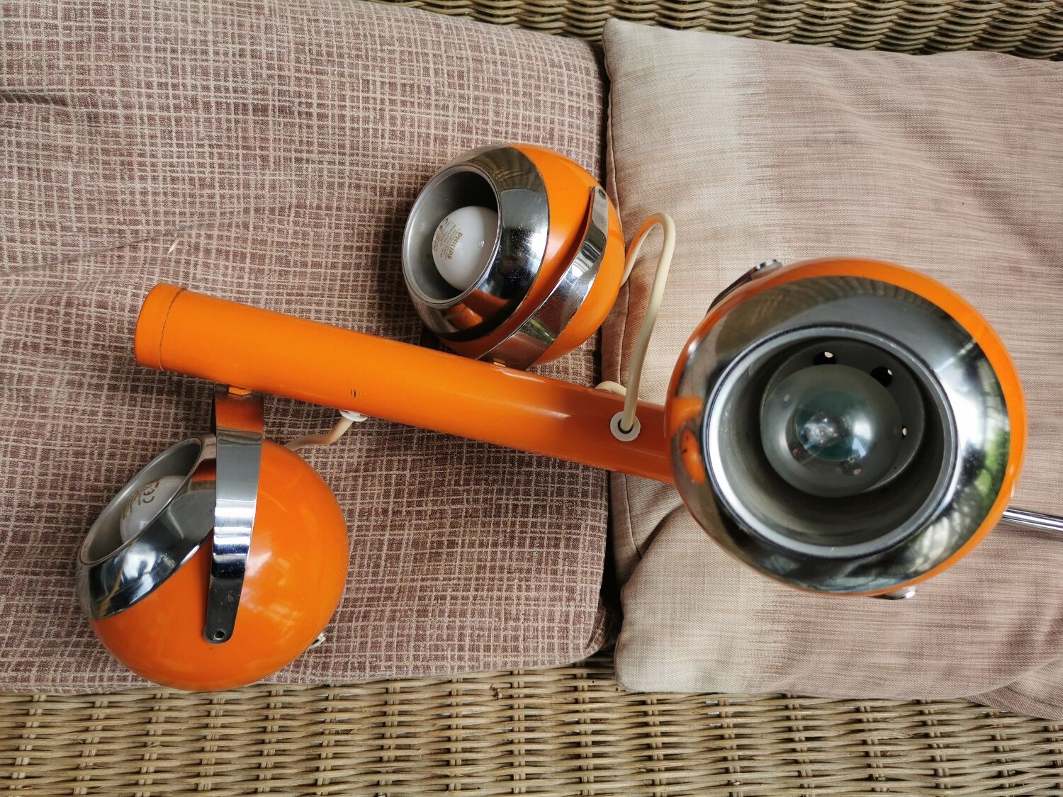 Vintage Space Age 70s Pendant Light – 3 Adjustable Spotlights – Orange