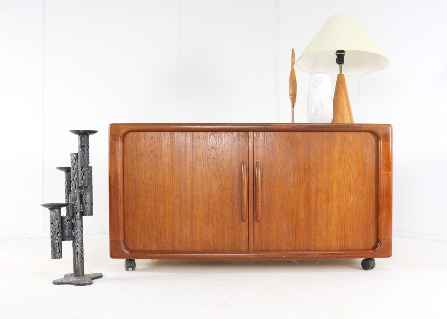 Dyrlund audio / tv cabinet 'Gronhoj'