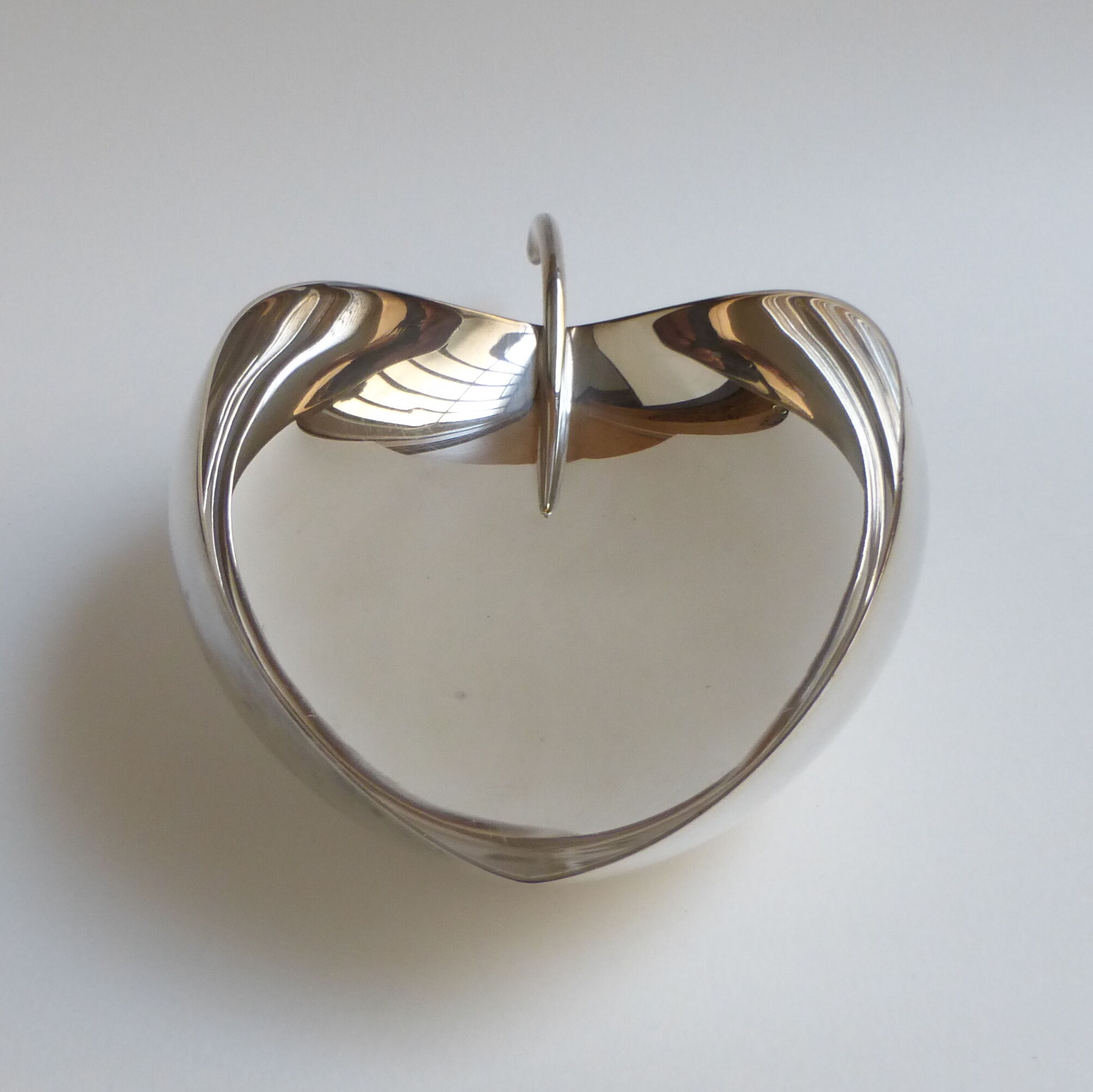 Lino Sabattini Christofle 'Leaf' cup 1960