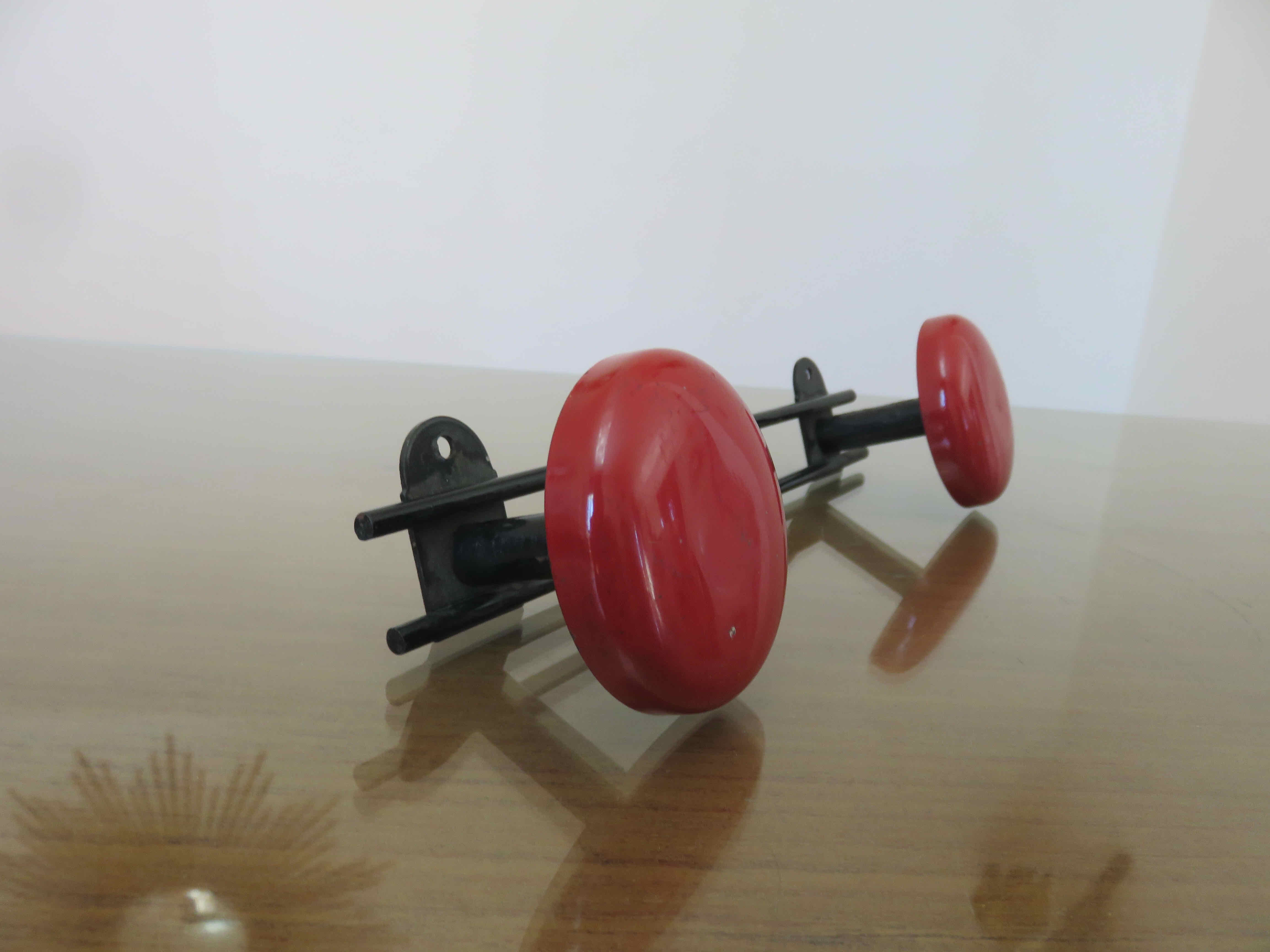 Wall coatrack in red metal, 2 hooks, 60s-70s
