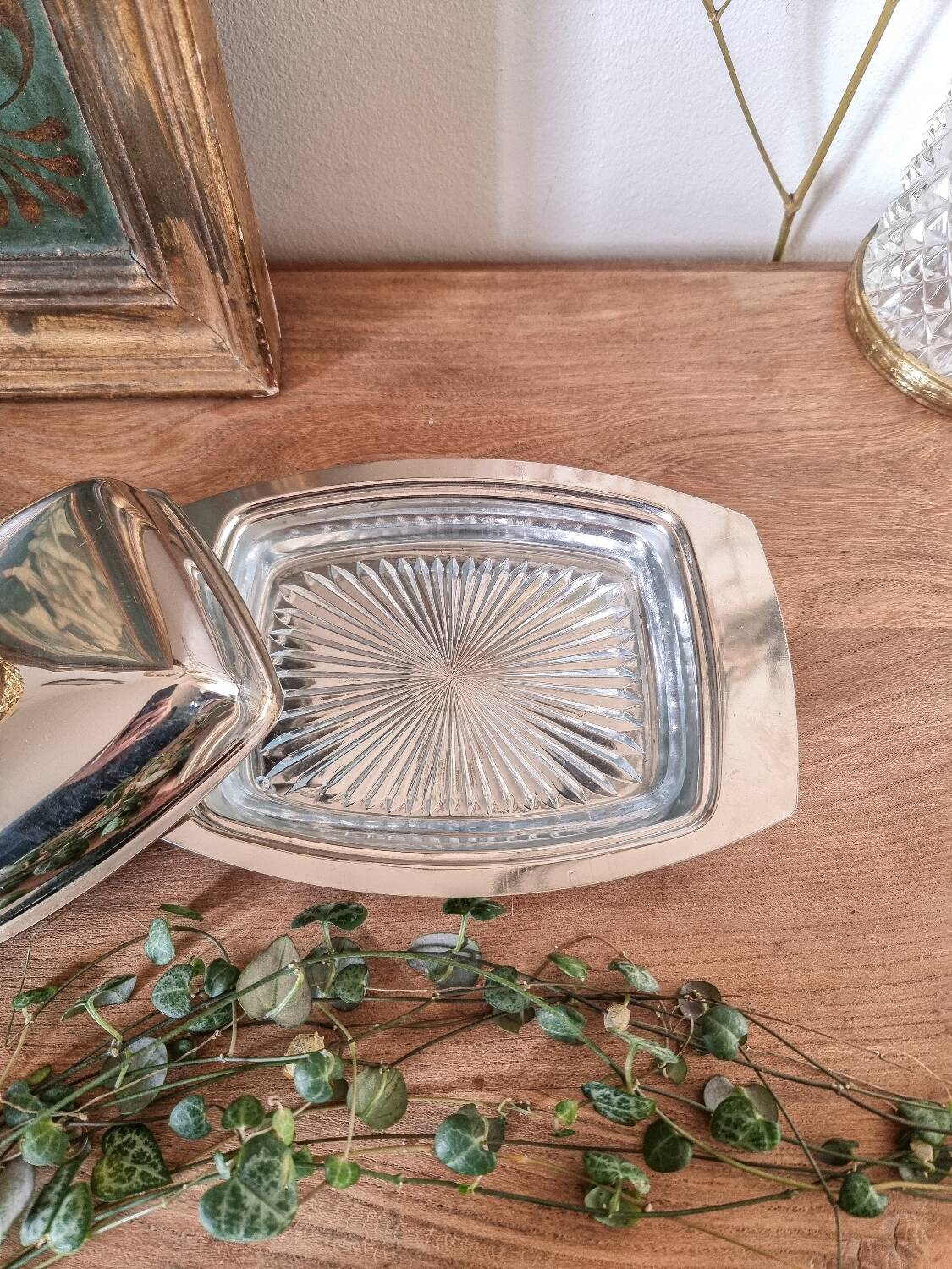 Silver metal butter dish, hazelnut handle