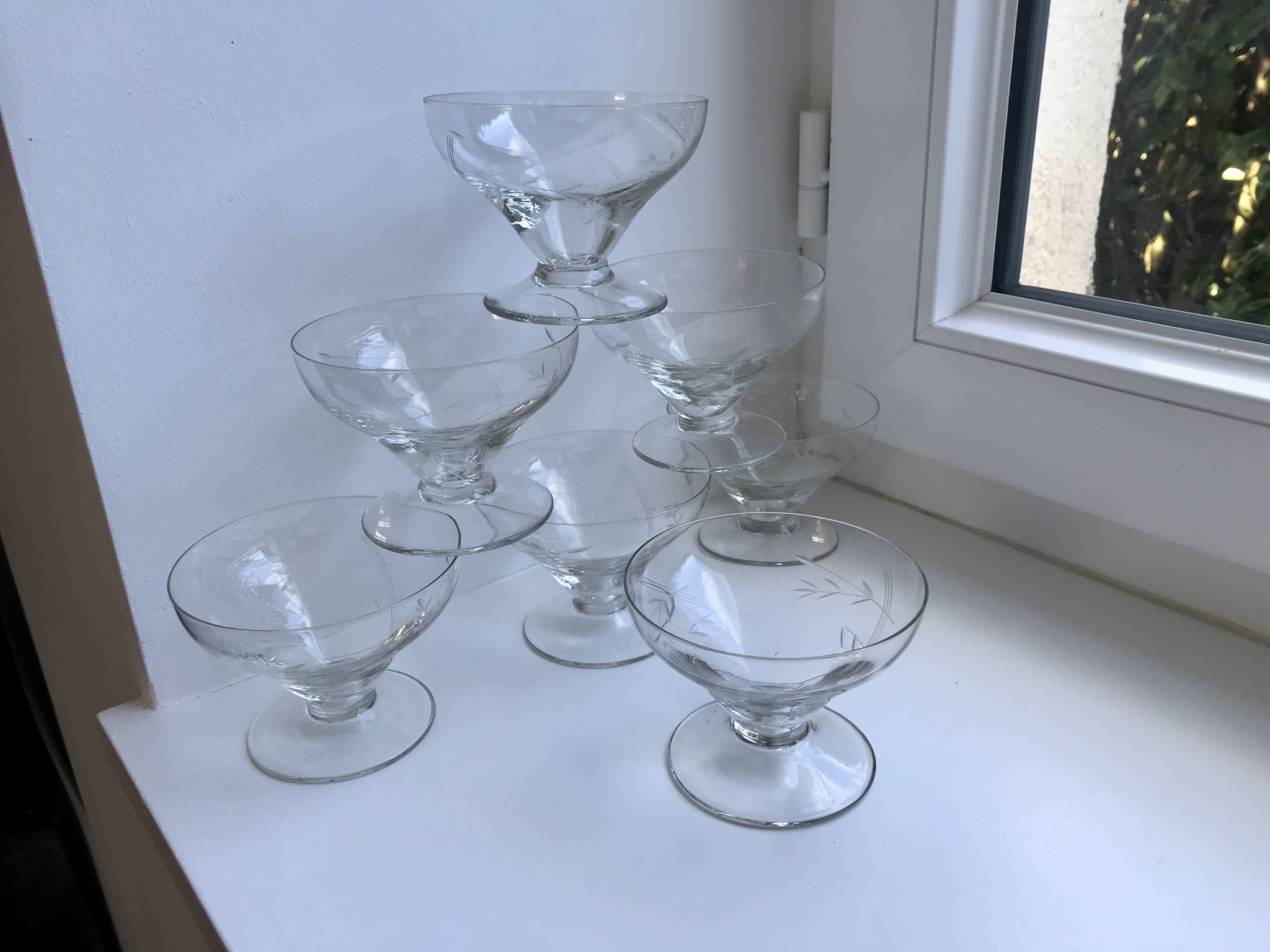 Set of 7 crystal champagne glasses engraved, 50-60s