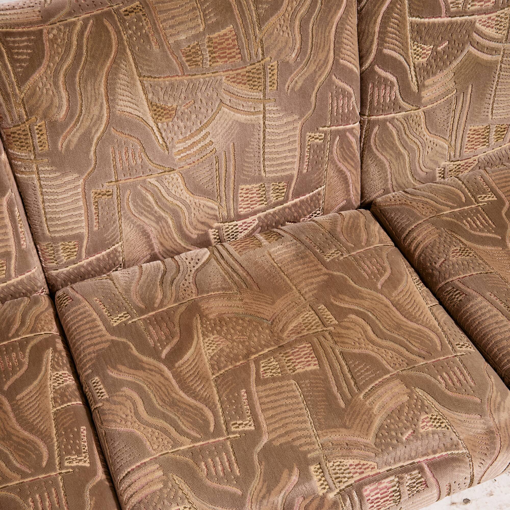 MK11213 Three-seater rosewood sofa