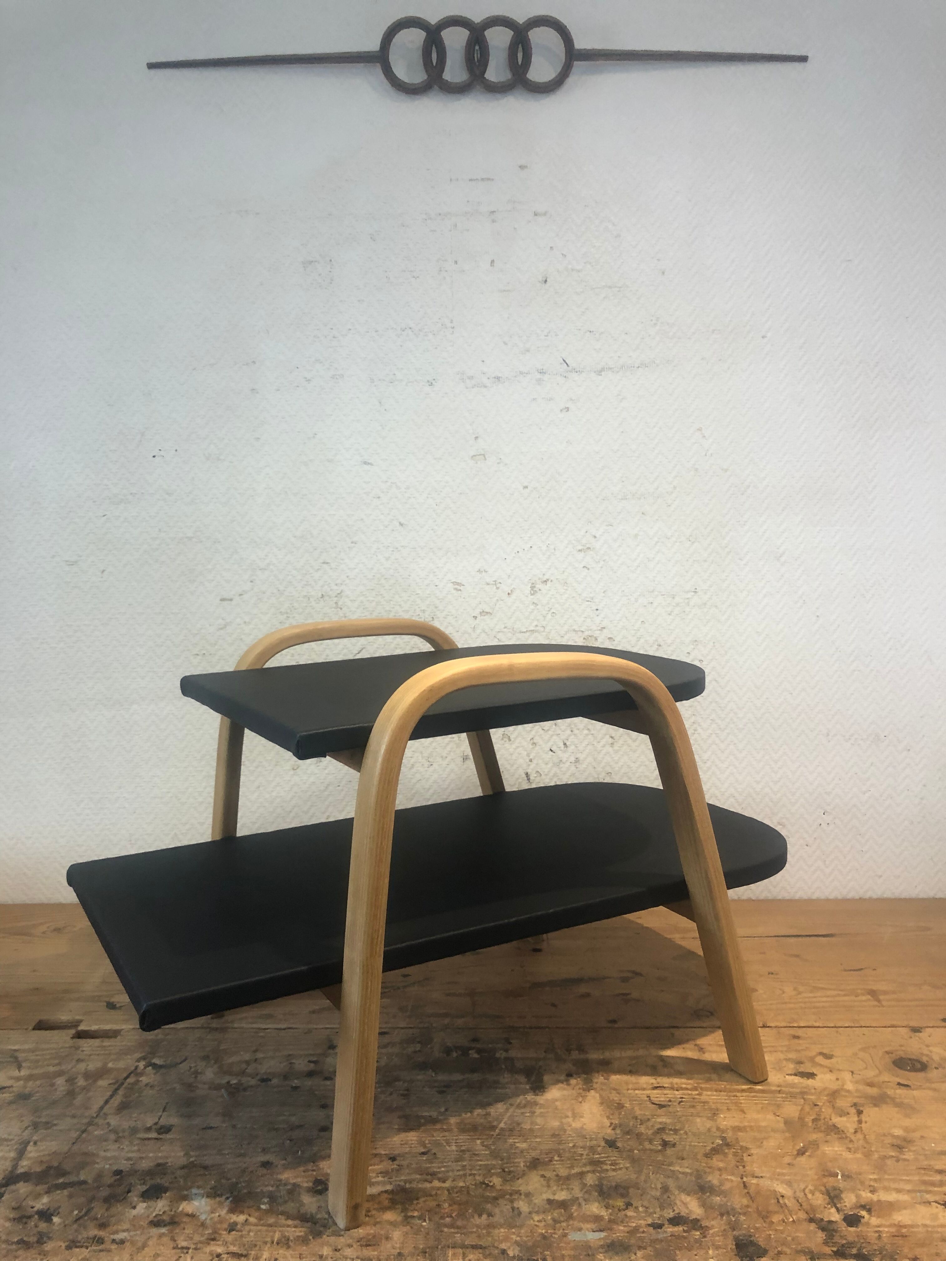 Table Steiner bow wood