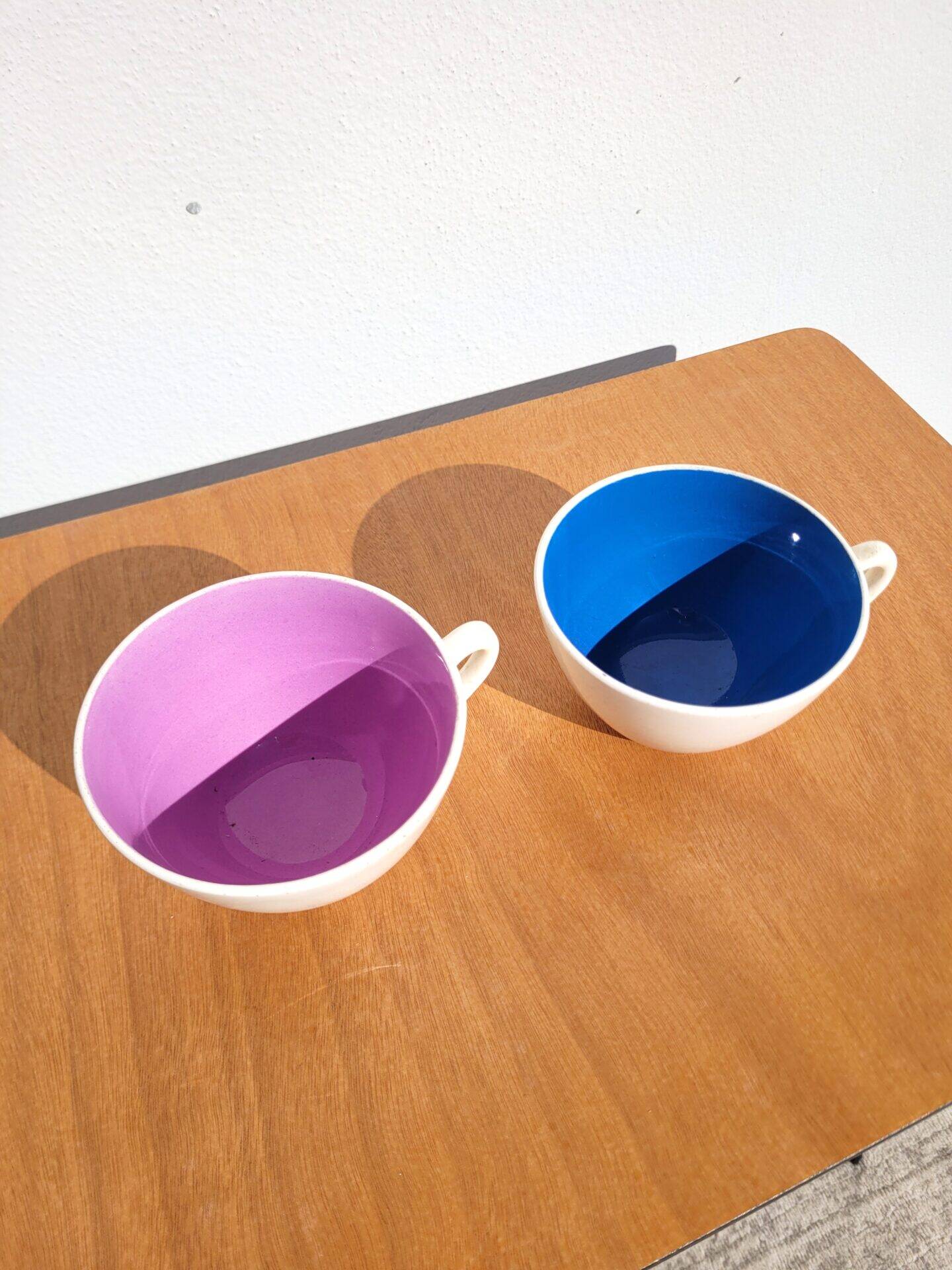 Paire de tasses faïencerie de Gien 1960