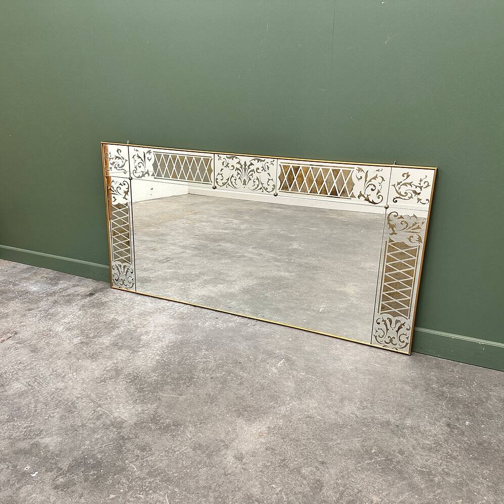 Exquisite very large bistrot Art Nouveau mirror, France 1930s.