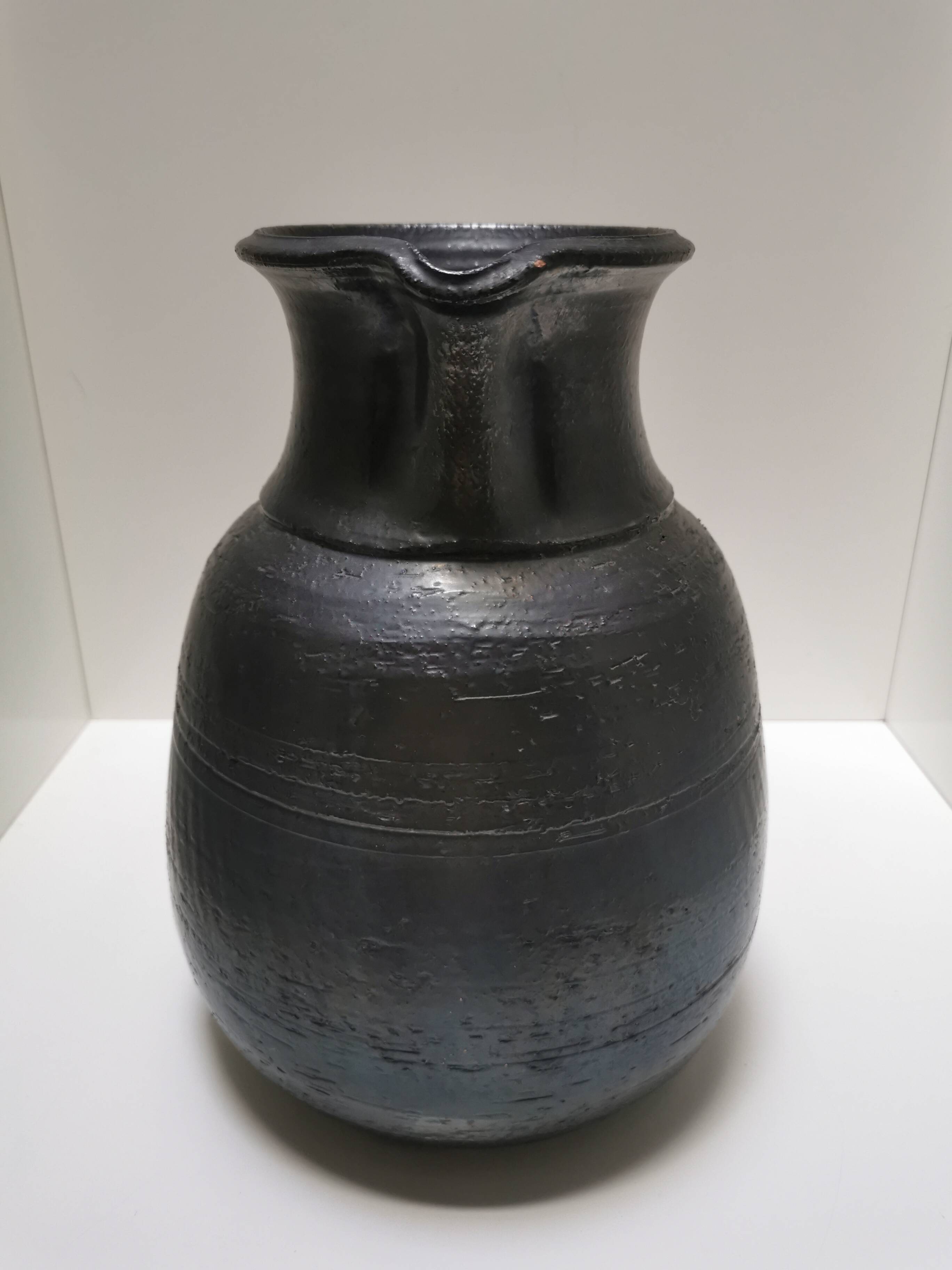 ceramic pitcher Jean Marais