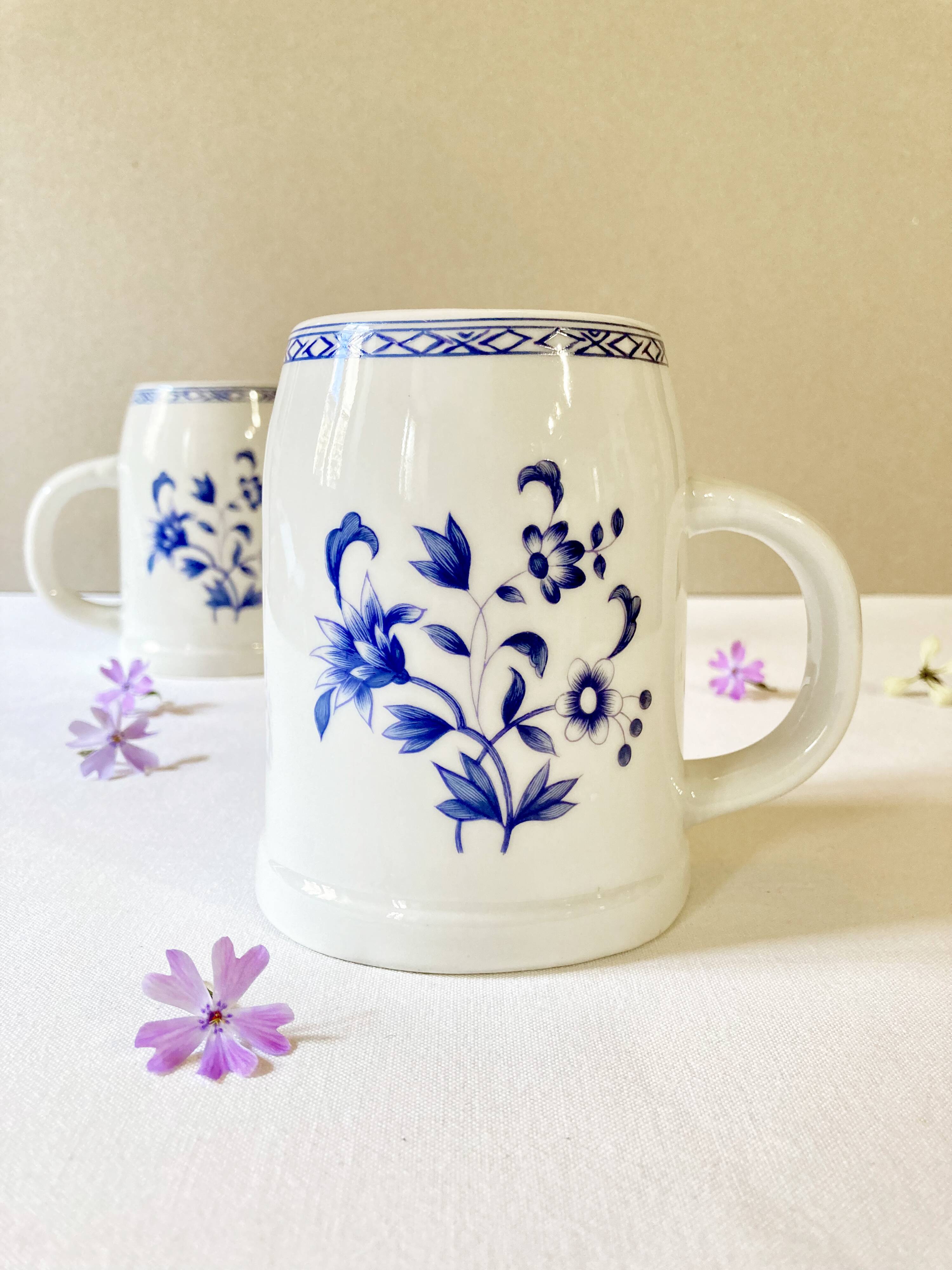 Chopes en porcelaine de Paris