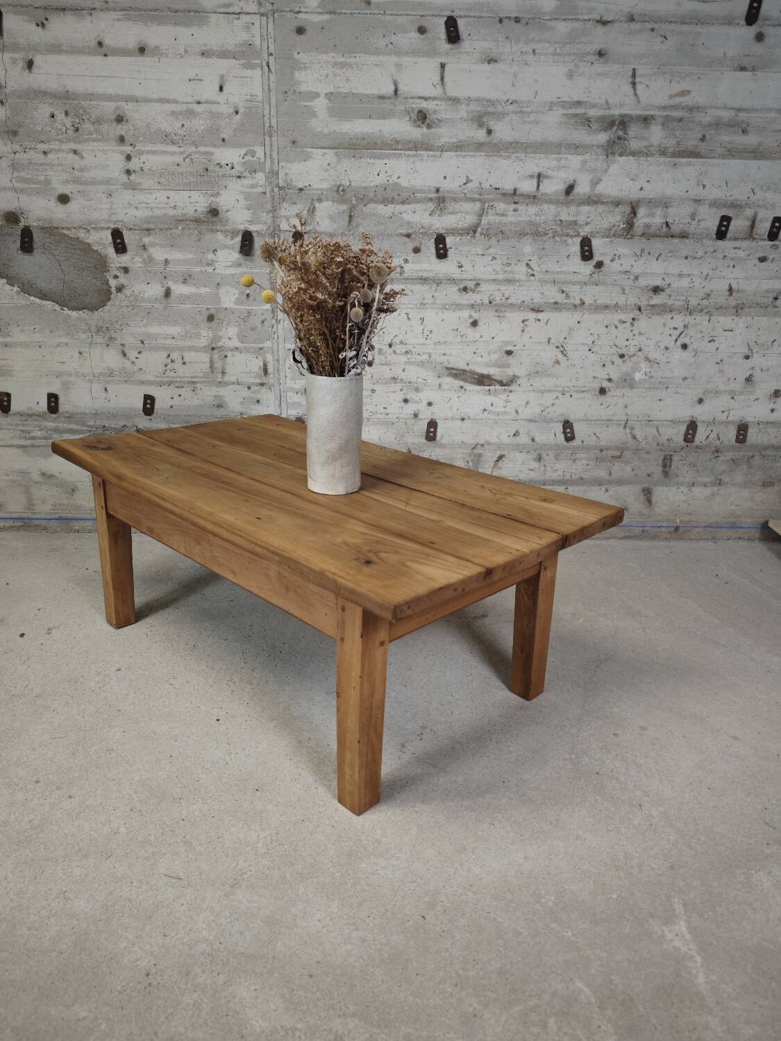Table basse de ferme