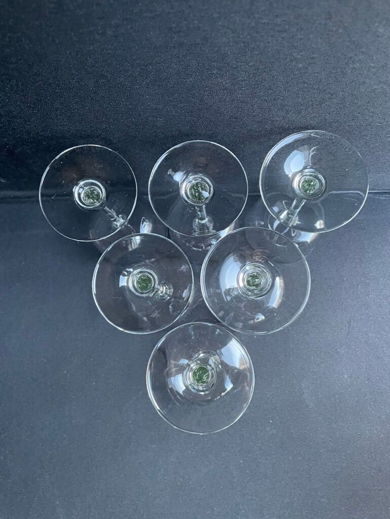 6 wine glasses light blown crystal