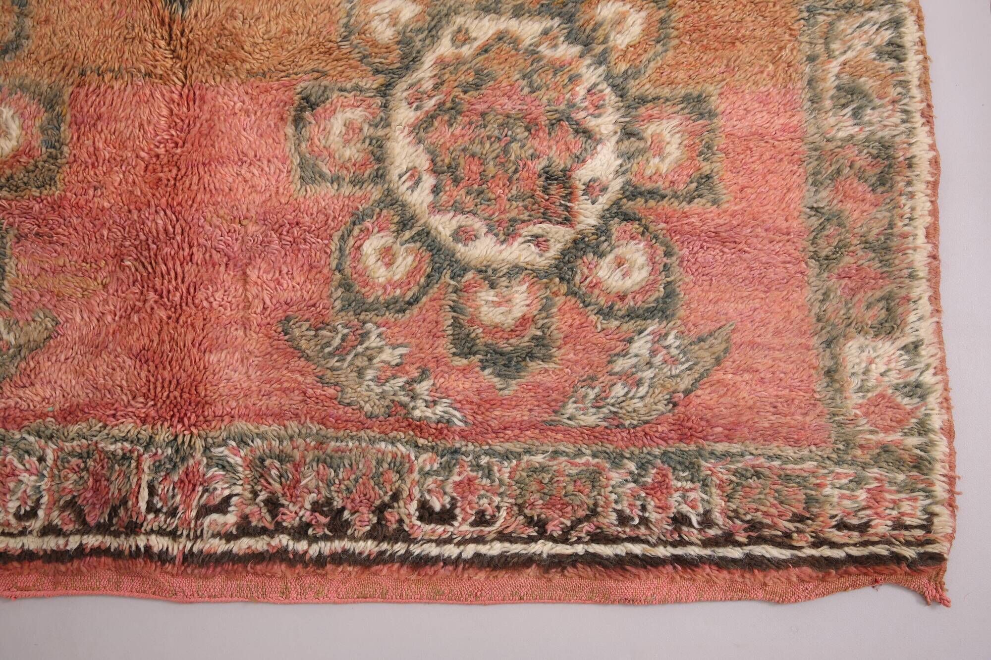Vintage Moroccan rug 178 x 312 cm - Pink Berber rug - Old Handmade Rug