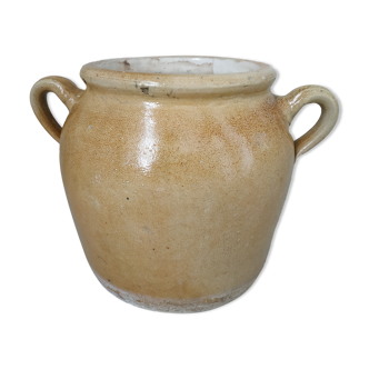 Sandstone pot