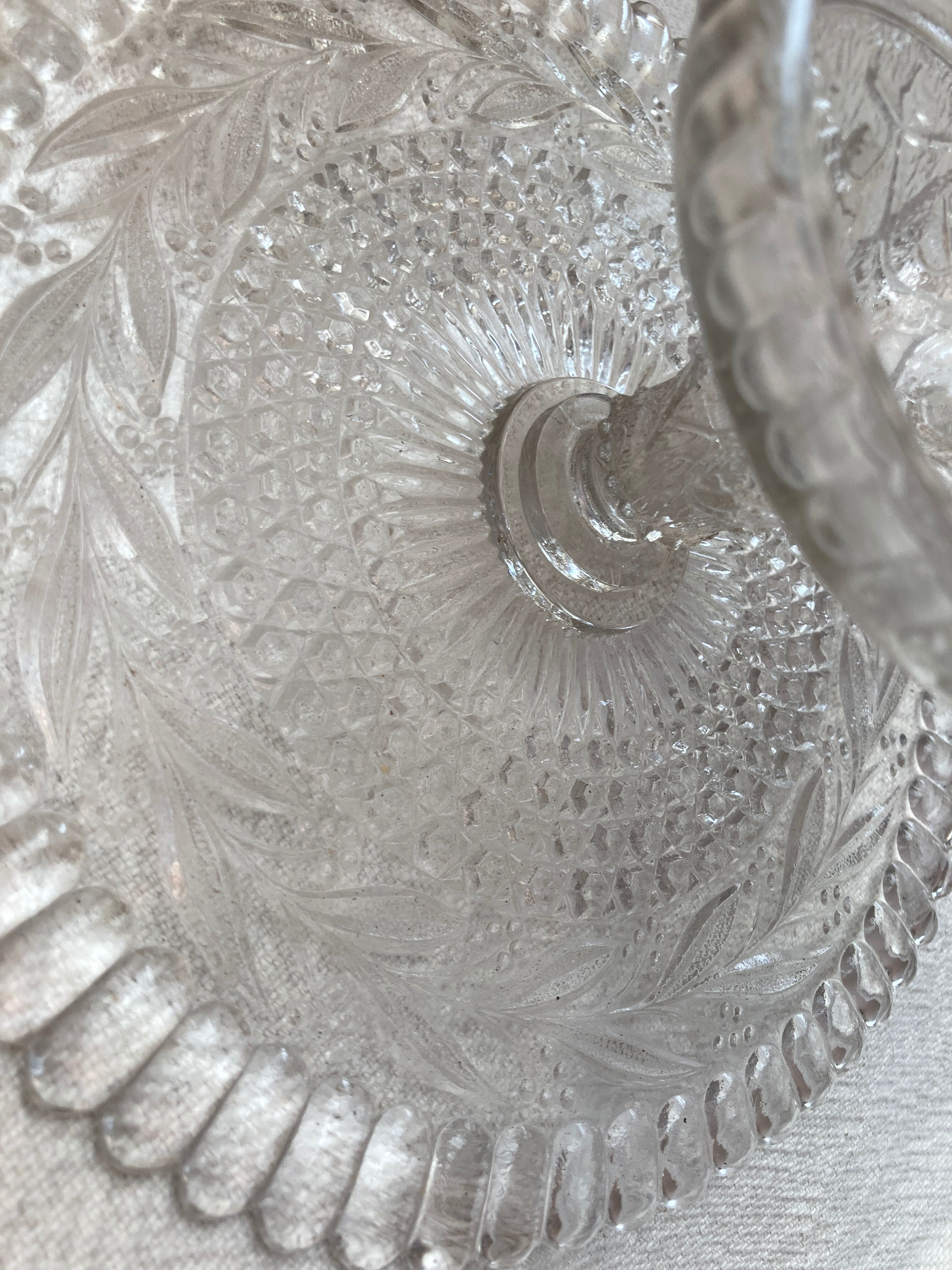 Product GL Marseille - dish presentation old crystal cake