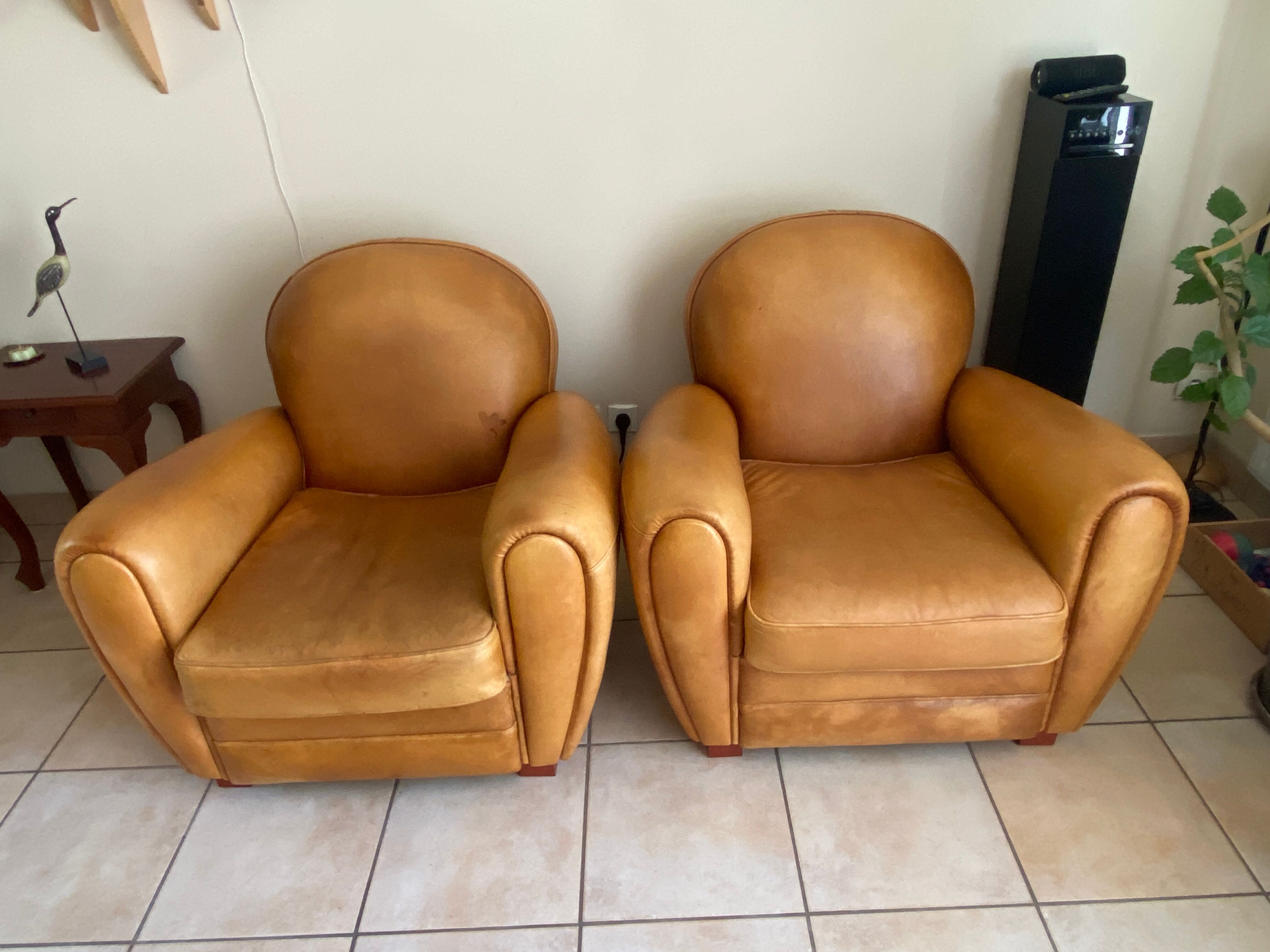 Leather club armchair