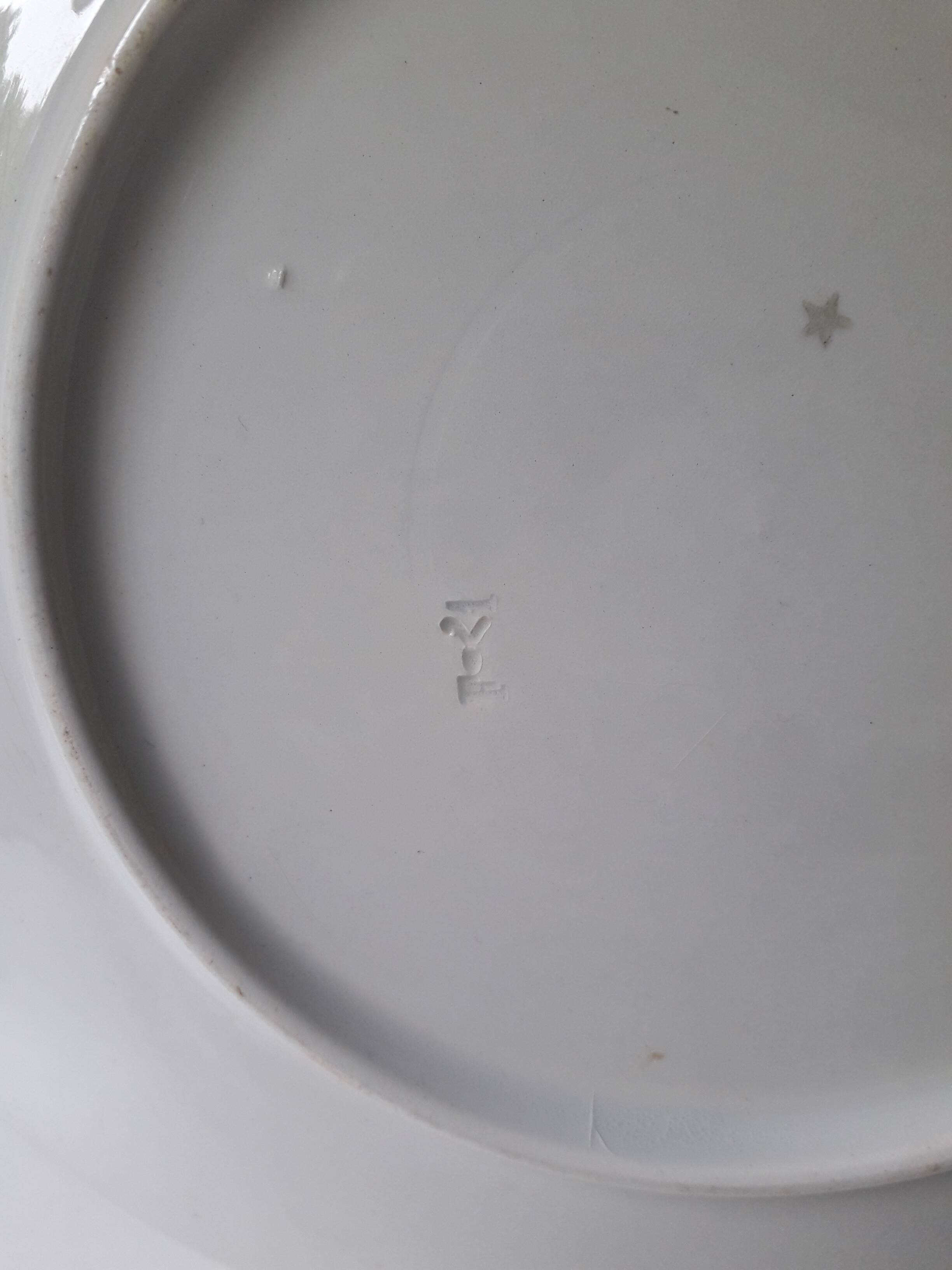 Luneville porcelain pie dish (29cm) A1